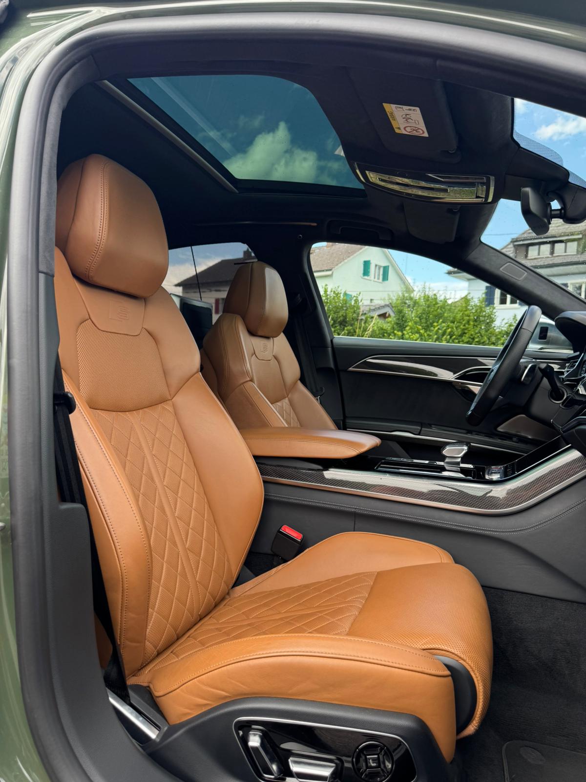 AUDI S8 TFSI quattro tiptronic-image-9
