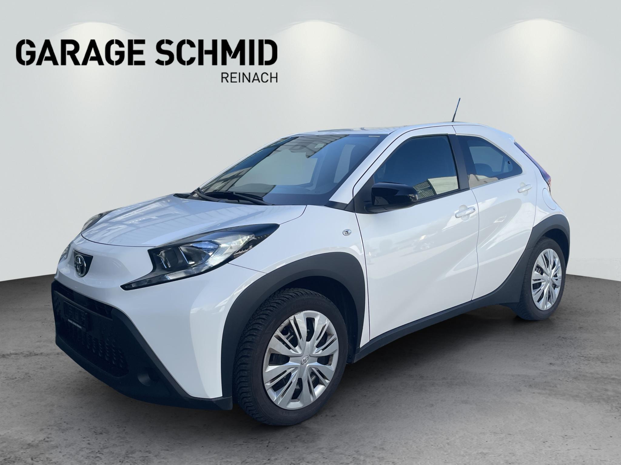 TOYOTA Aygo X 1.0 VVT-i Comfort (SUV / Geländewagen) Toyota TOYOTA Aygo X 1.0 VVT-i Comfort (SUV / Geländewagen)