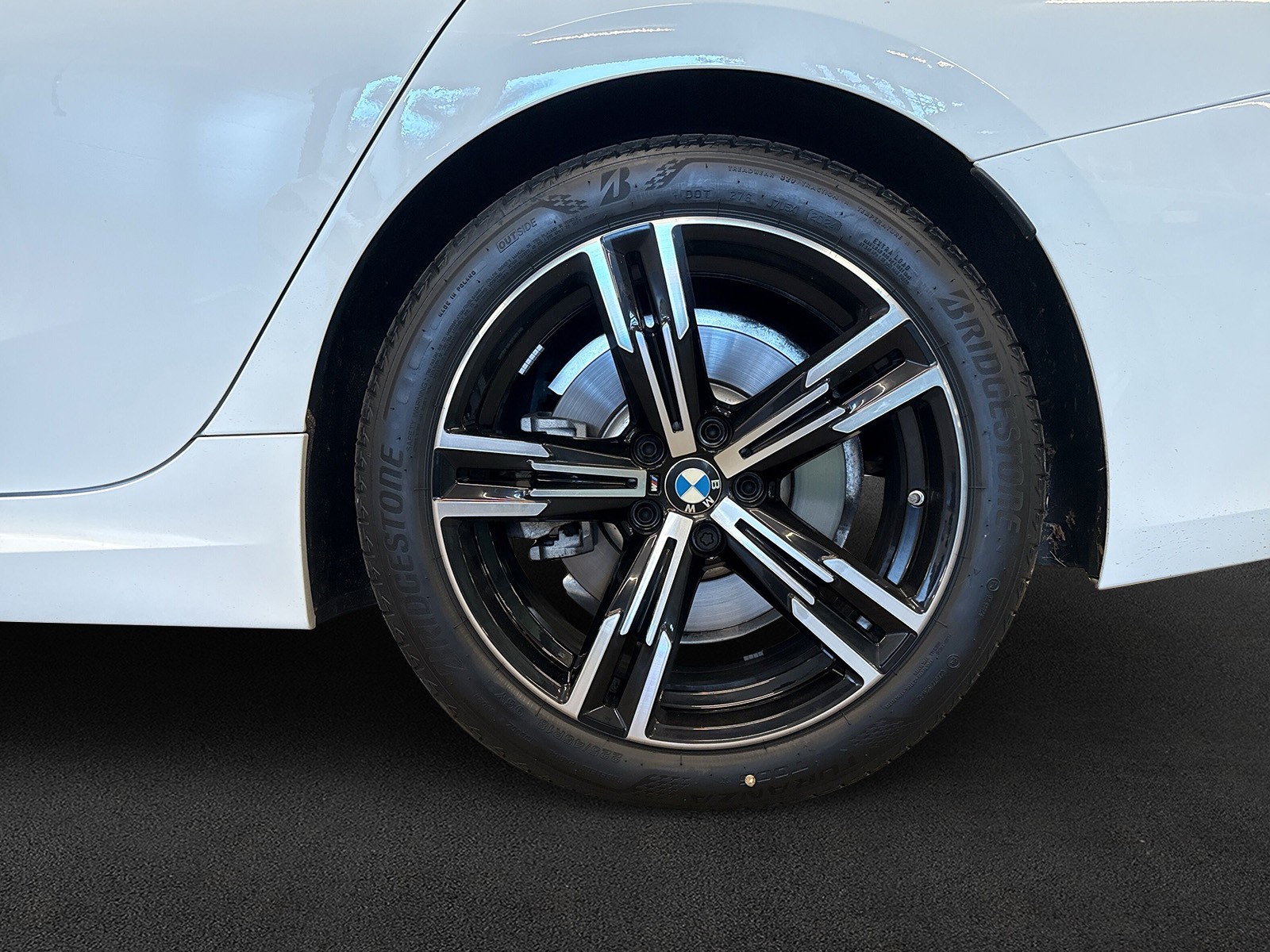 BMW 320d xDrive 48V Touring Steptronic M Sport-image-8