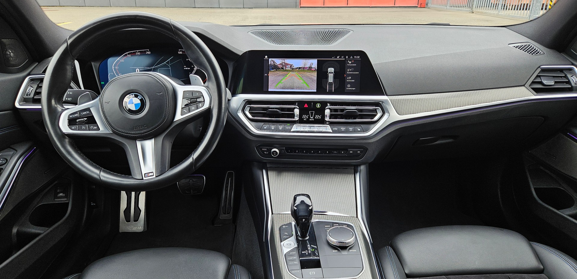 BMW 320i Touring Pure M Sport Steptronic-image-8