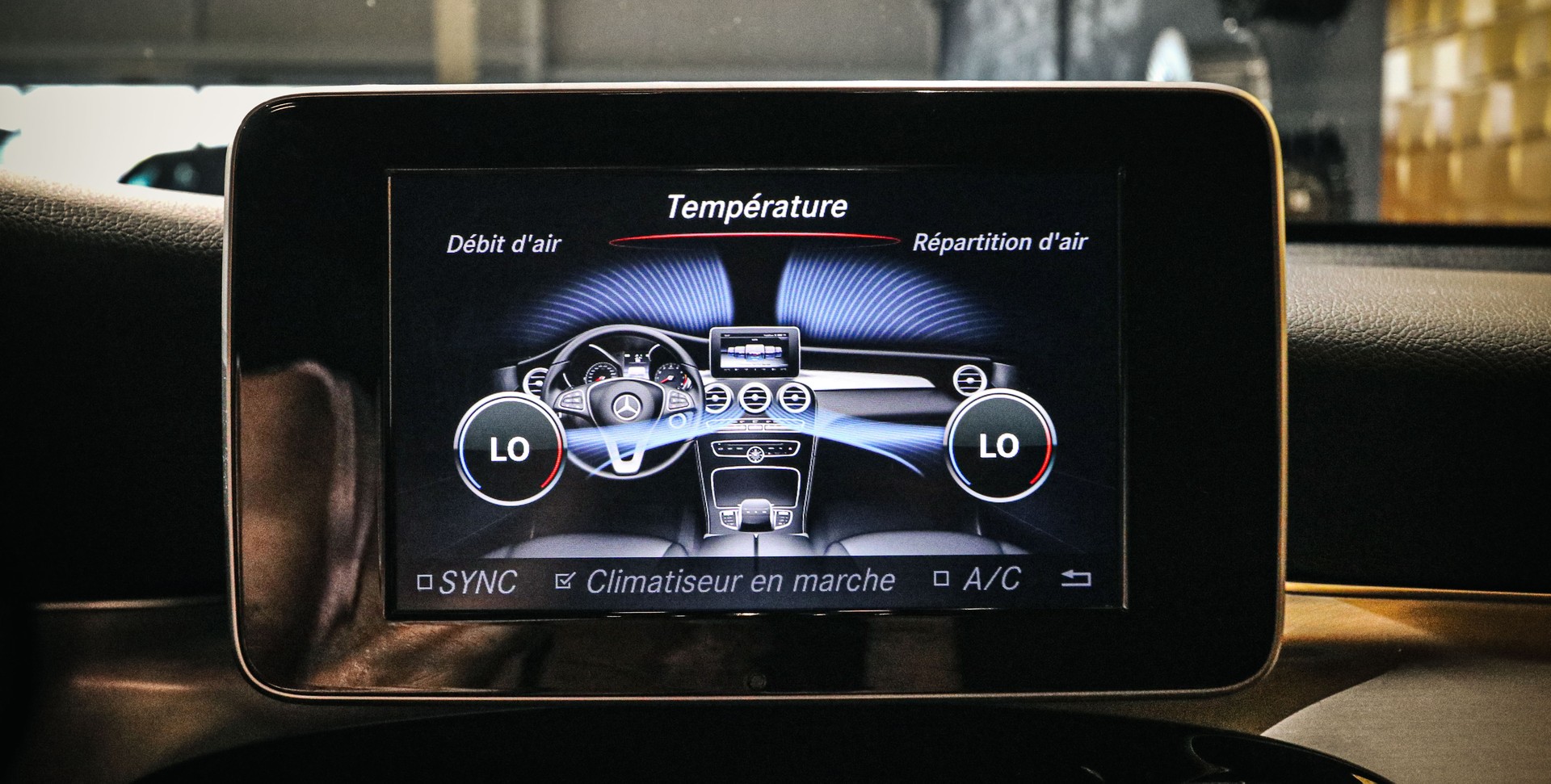 MERCEDES-BENZ GLC Coupé 250 d AMG Line 4Matic 9G-Tronic-image-18