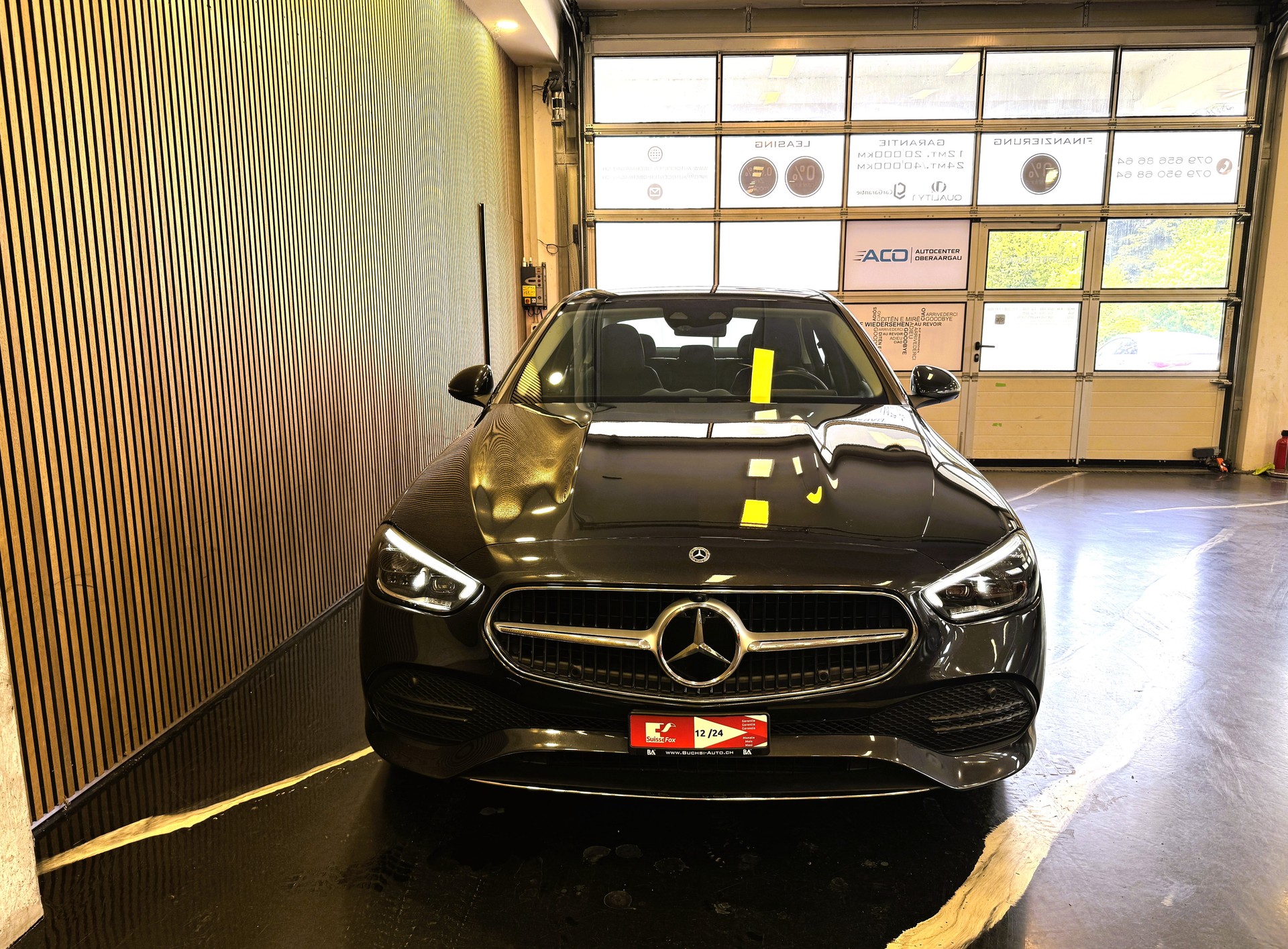MERCEDES-BENZ C 180-showroom-element-1