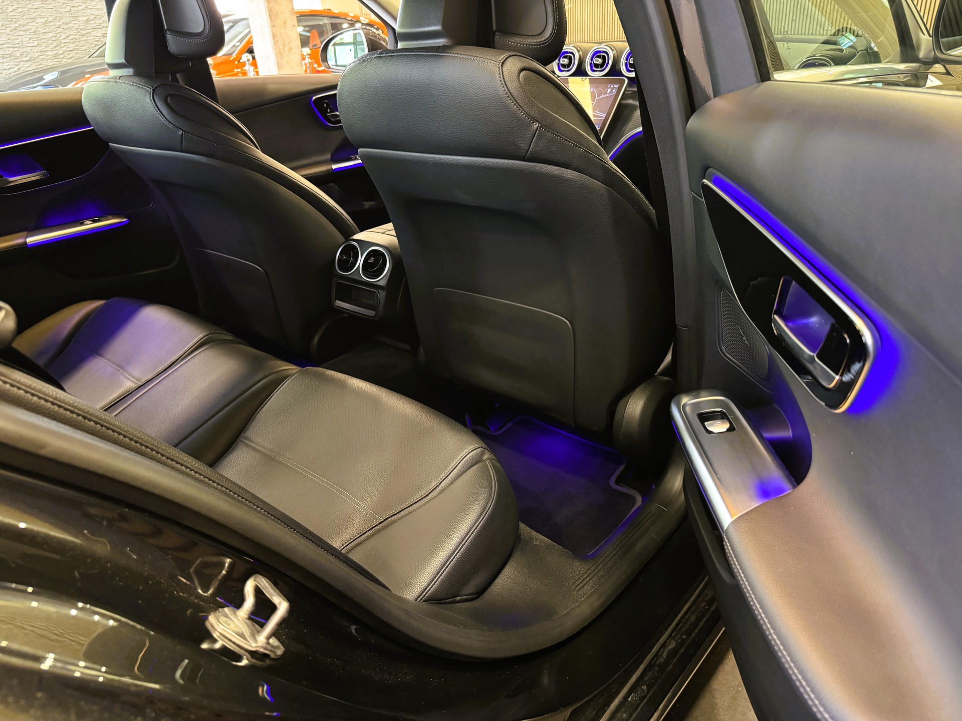 MERCEDES-BENZ C 180-image-20