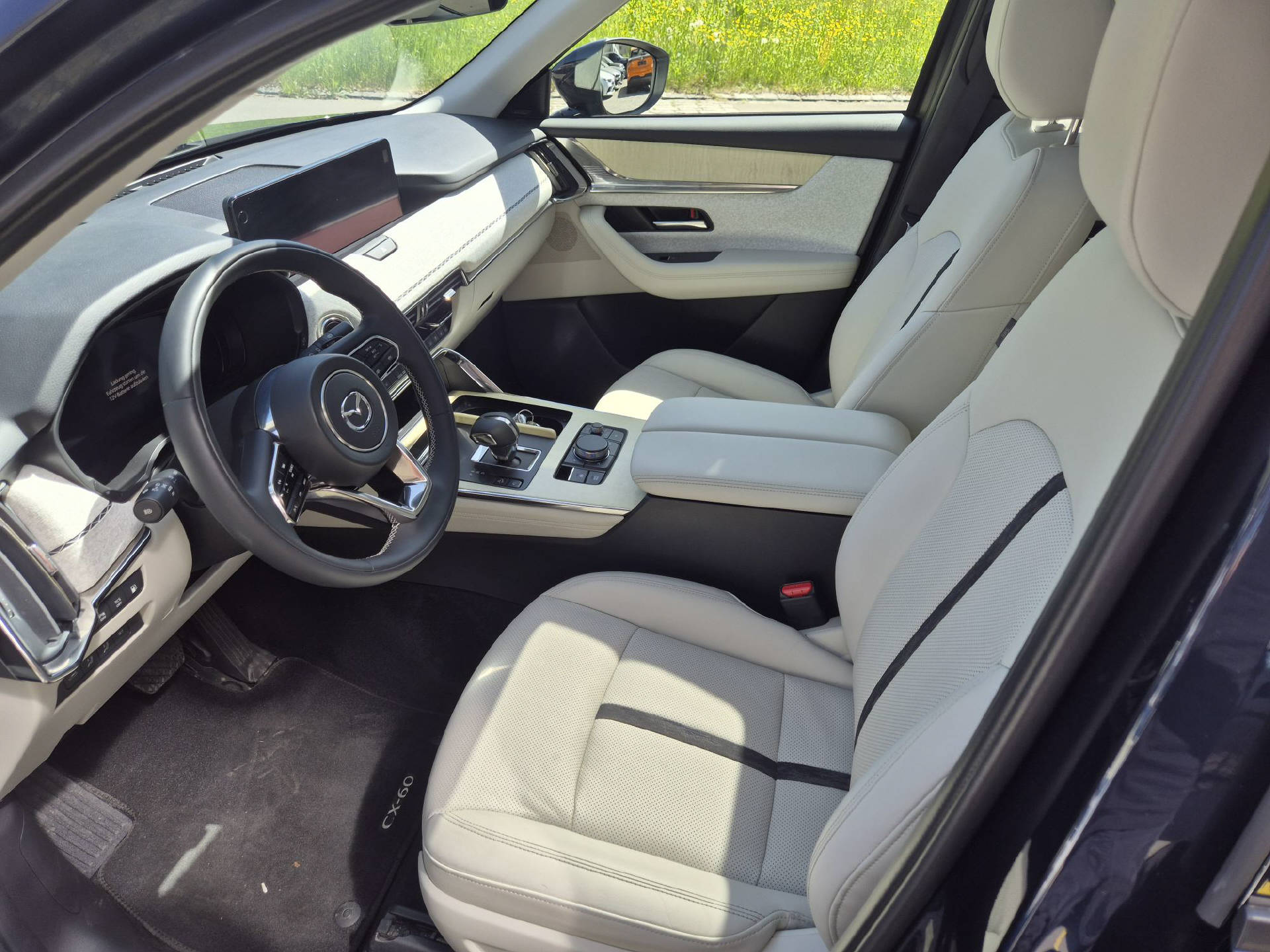 MAZDA CX-60 2.5 PHEV Takumi-image-9