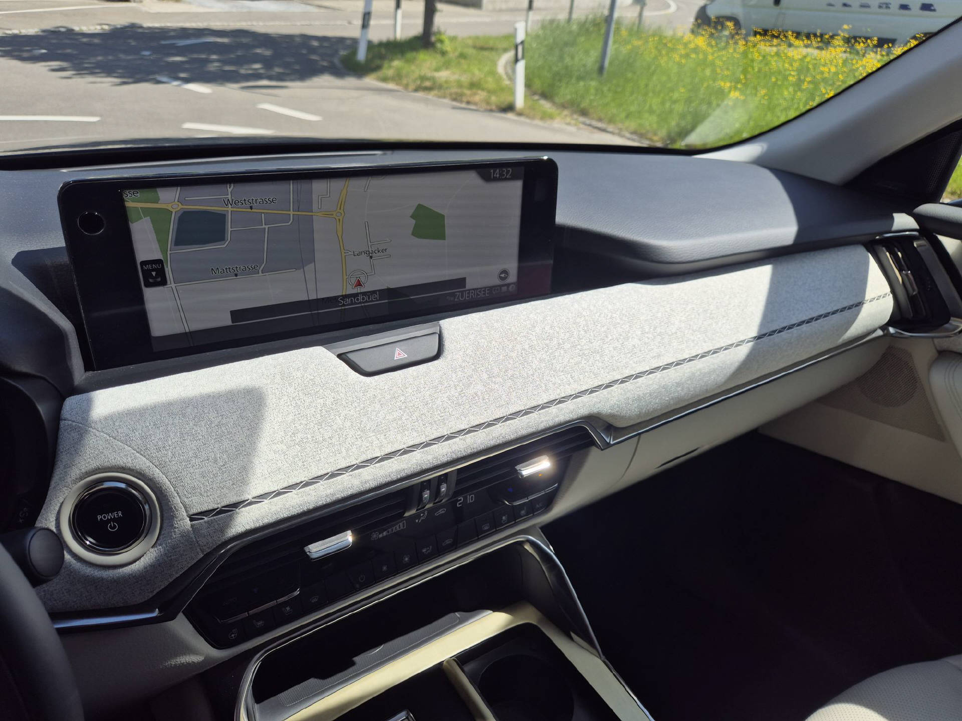 MAZDA CX-60 2.5 PHEV Takumi-image-11