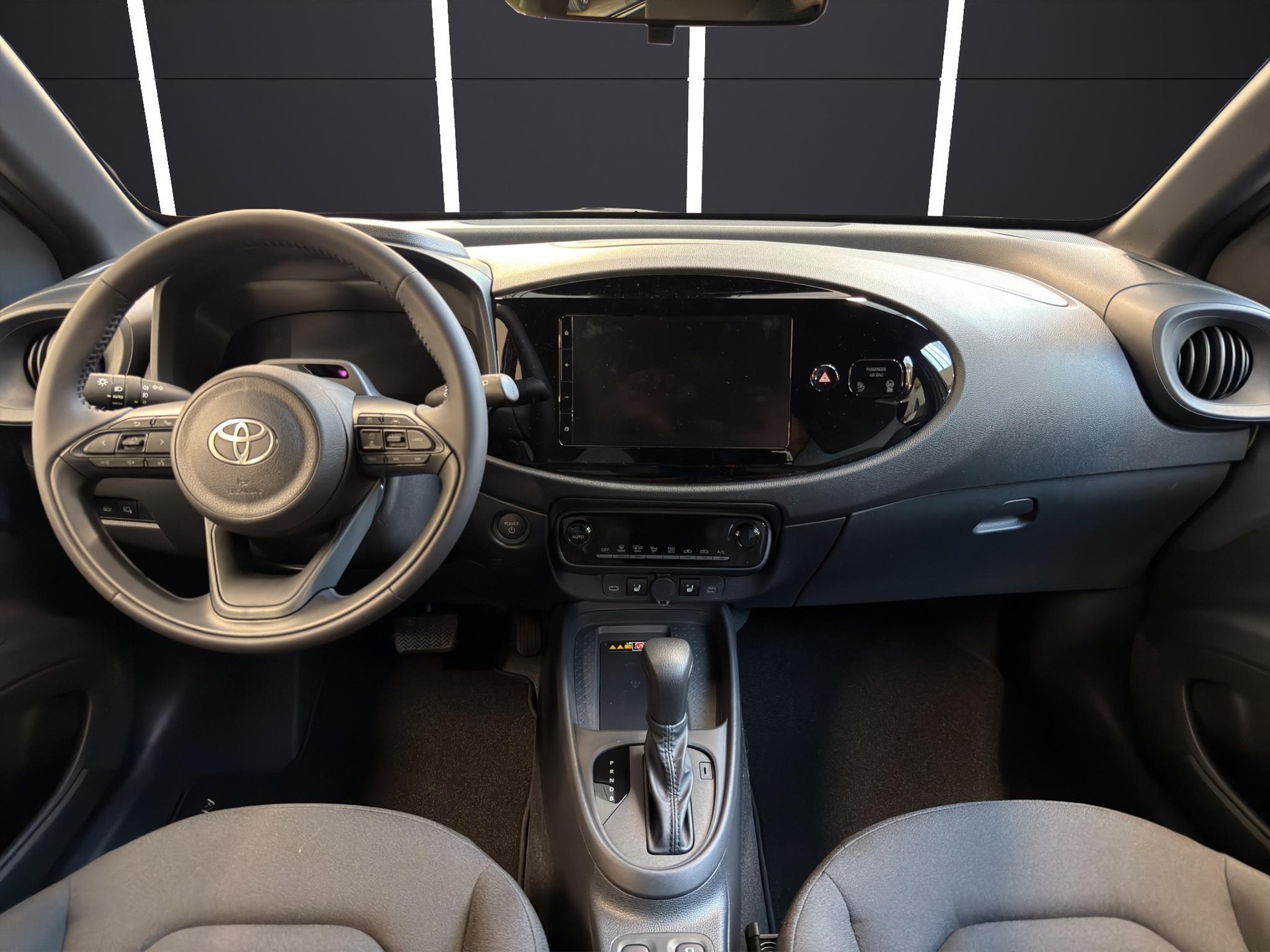 TOYOTA Aygo X 1.5 VVT-i HSD Trend-image-12