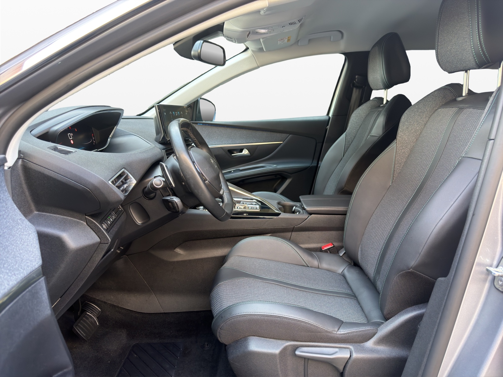 PEUGEOT 5008 1.2 Pure Tech Active Pack EAT8***7-Plätzer-image-8