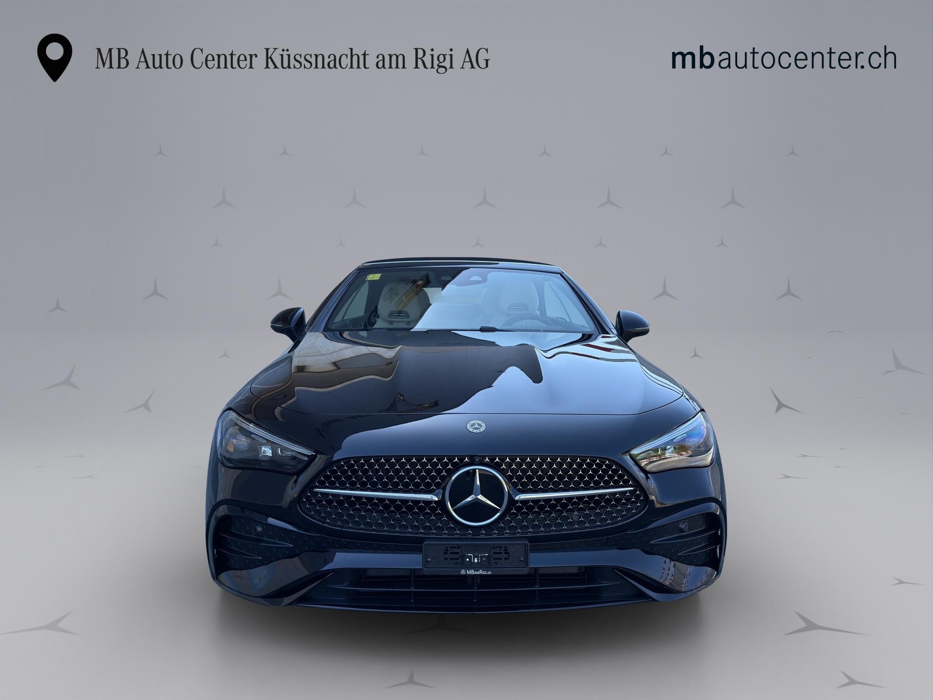 MERCEDES-BENZ CLE 200 AMG Line 4matic Cabriolet-image-1