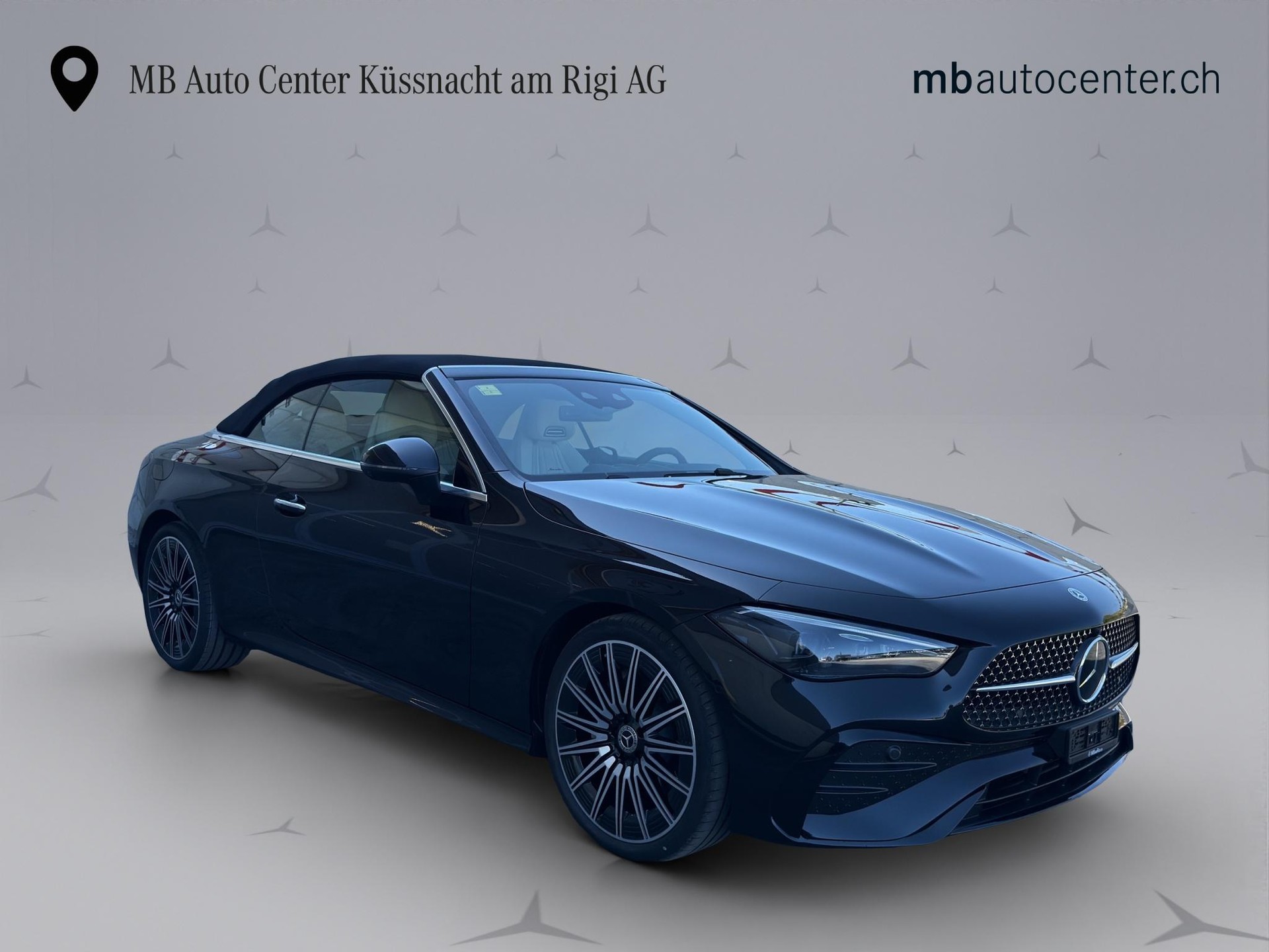 MERCEDES-BENZ CLE 200 AMG Line 4matic Cabriolet-image-8