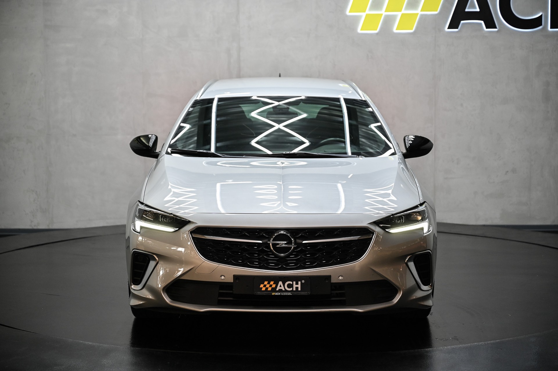 OPEL Insignia Sports Tourer 2.0 T GSi AWD-showroom-element-1