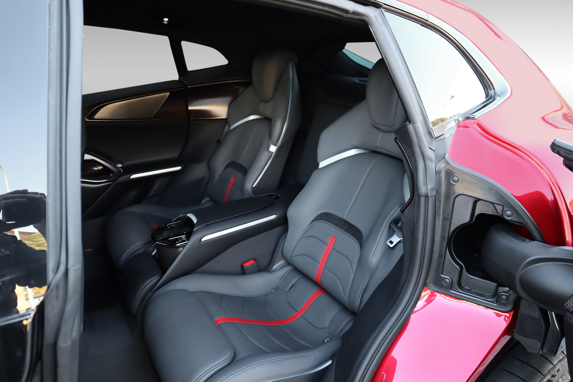 FERRARI Purosangue 6.5 V12-image-11