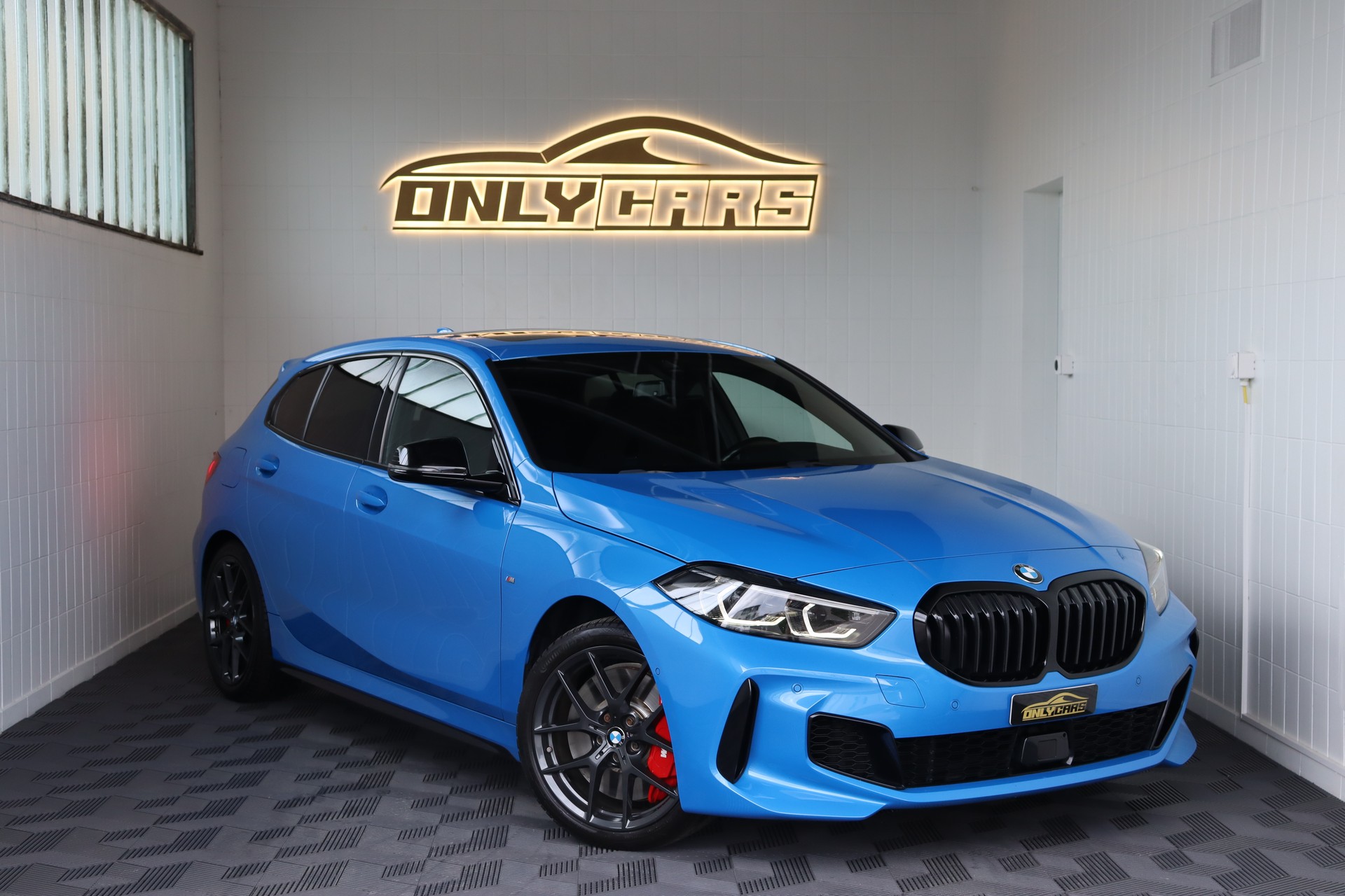 BMW 128ti Steptronic-image-0