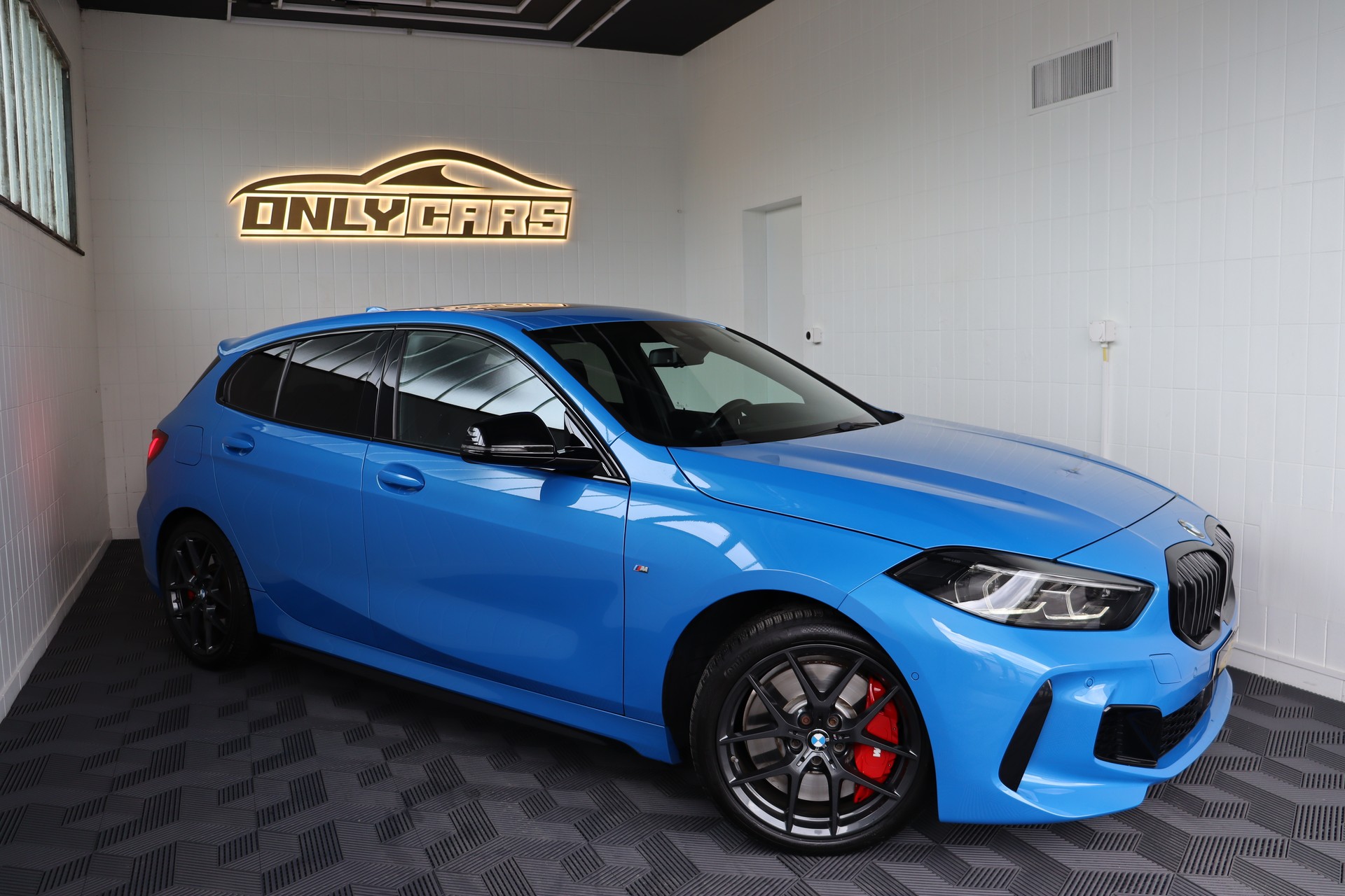 BMW 128ti Steptronic-image-2