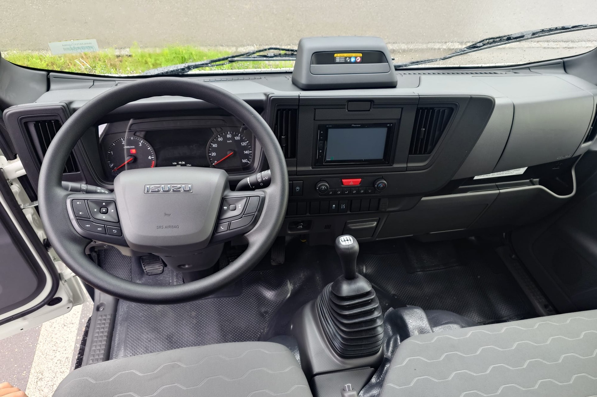 ISUZU M21 Kab.-Ch. E DR 1.9 Ddi T-image-12