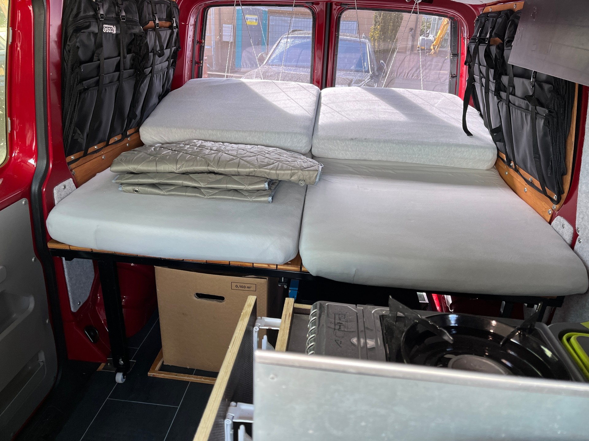 VW 2.0 TDI Camper-image-11