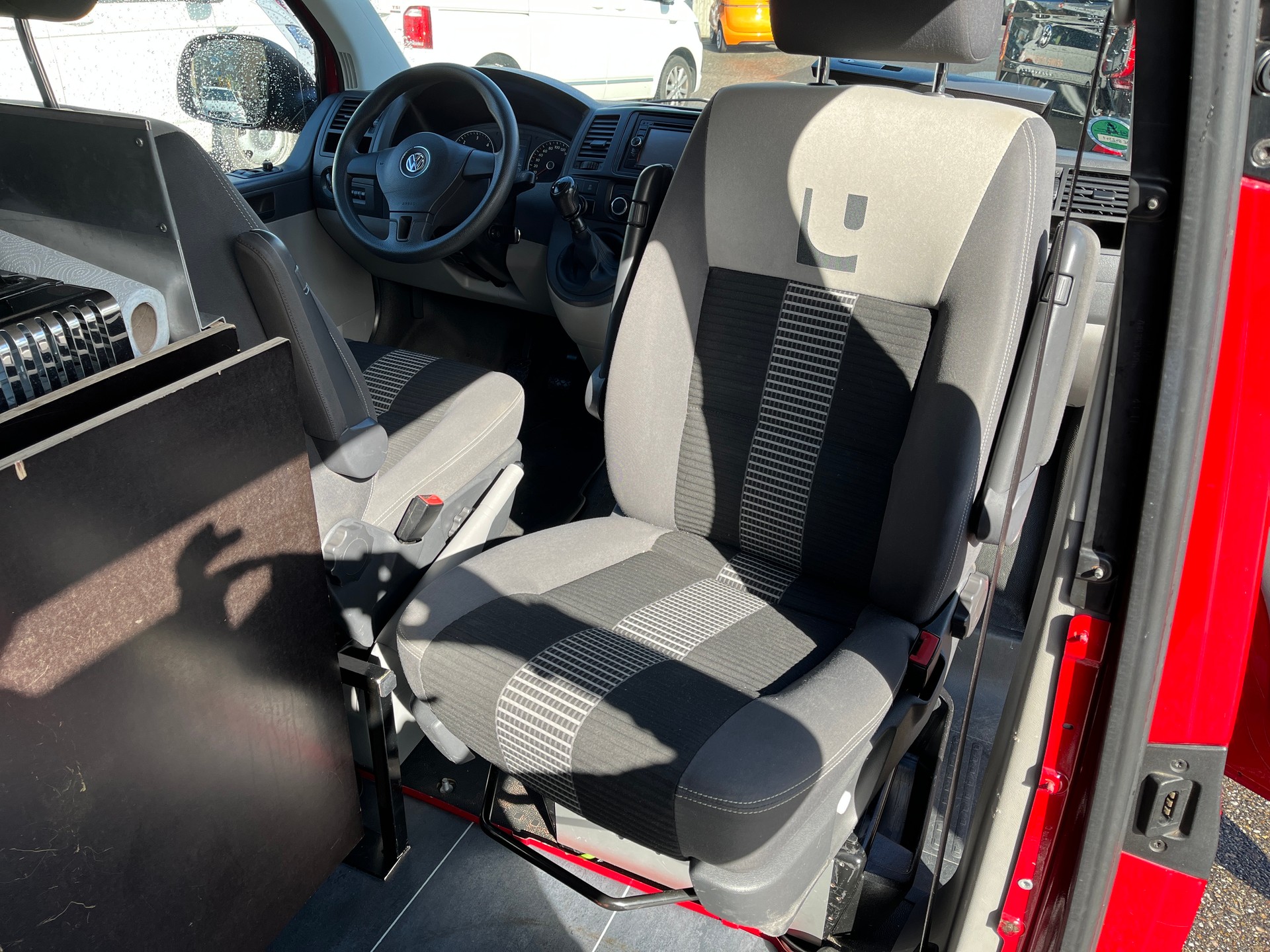 VW 2.0 TDI Camper-image-25