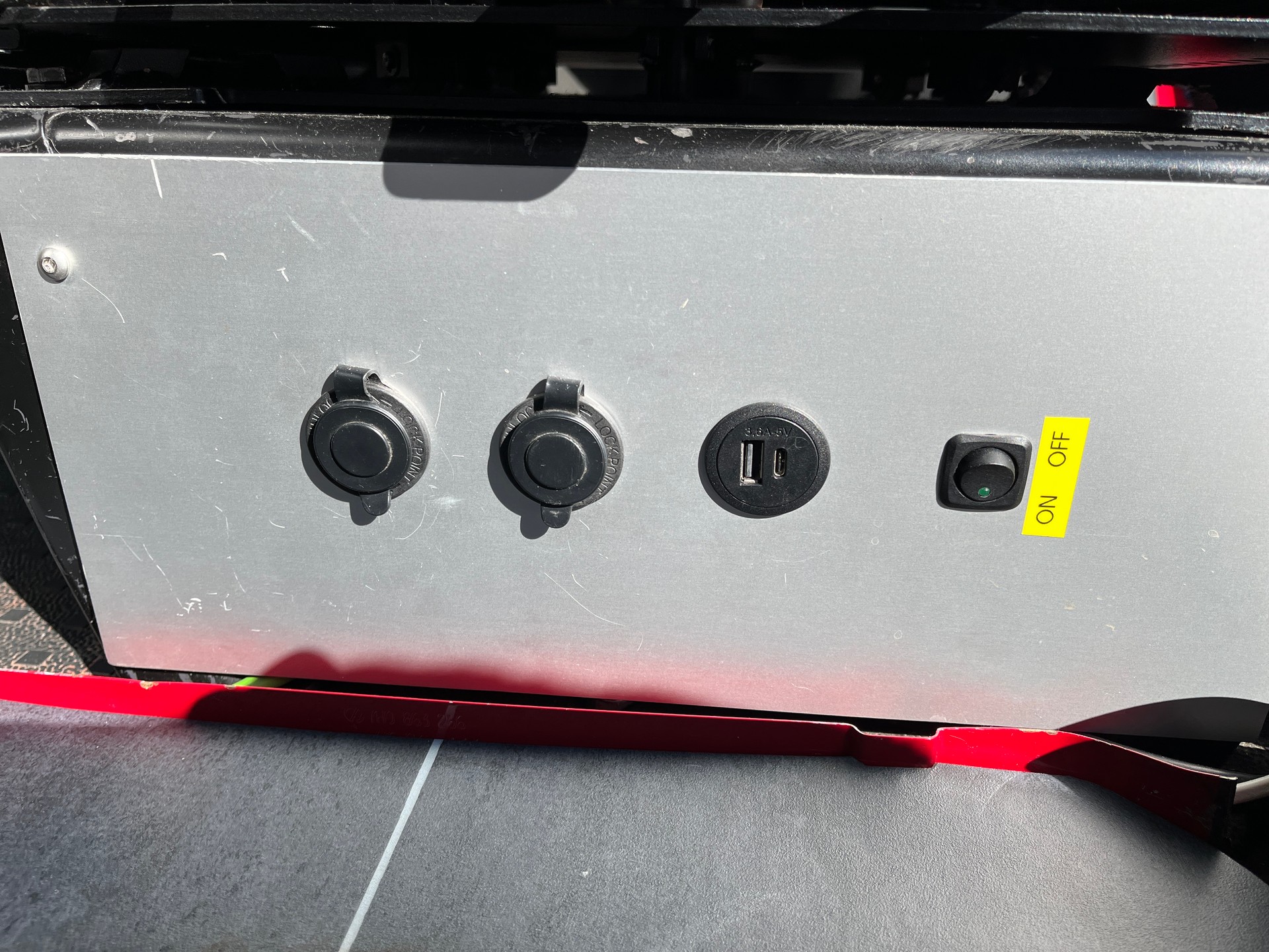 VW 2.0 TDI Camper-image-14