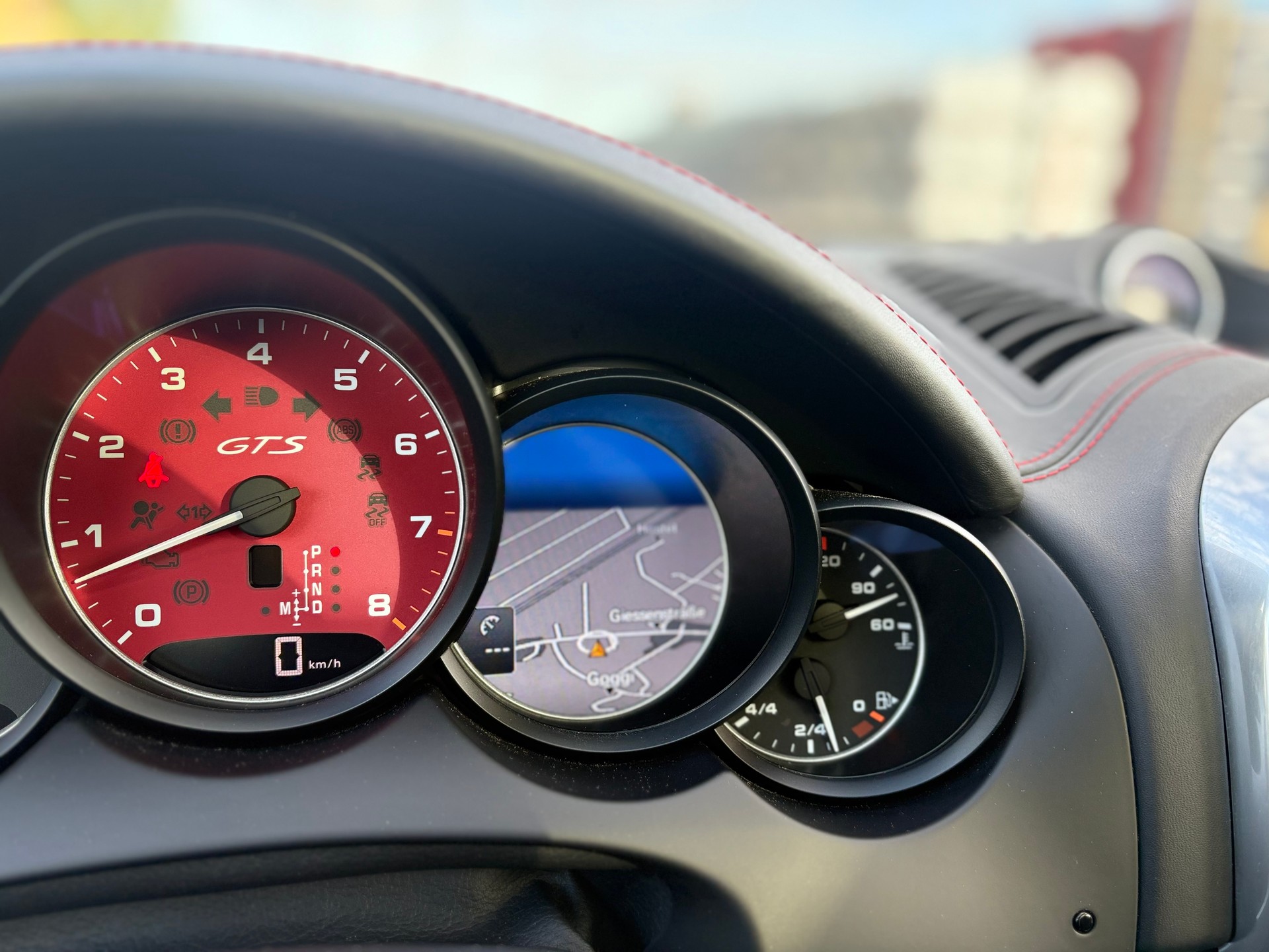 PORSCHE Cayenne GTS-image-16