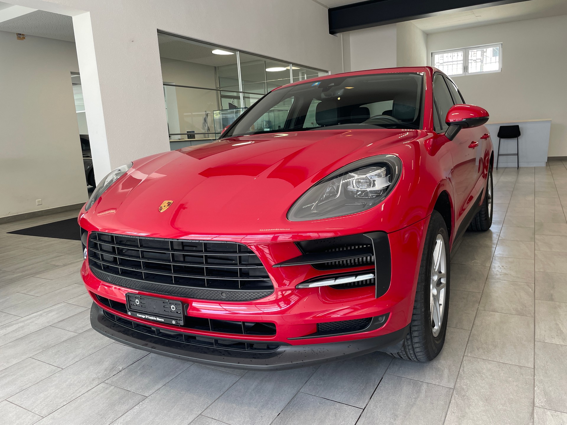 PORSCHE Macan S PDK-image-1