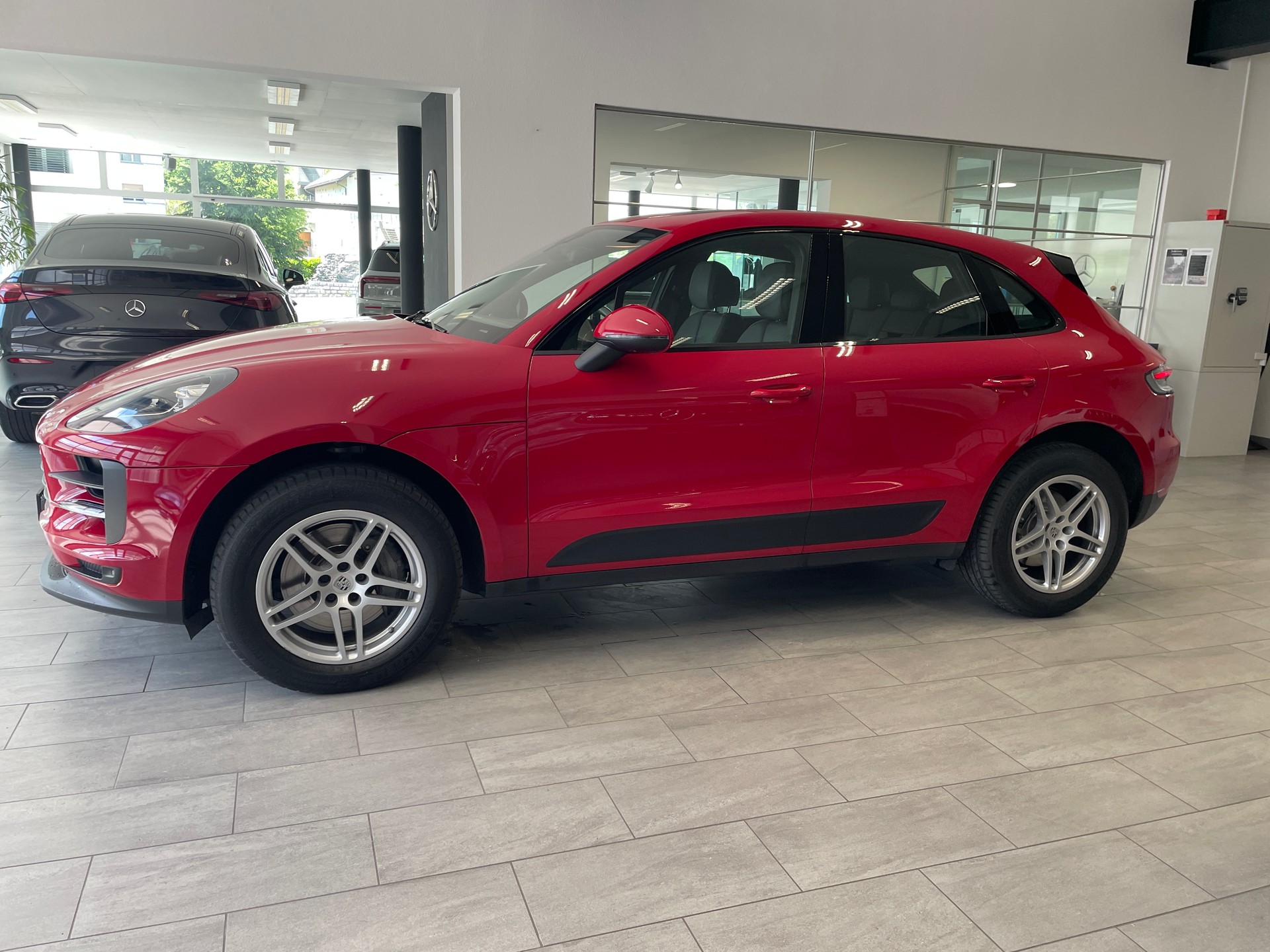 PORSCHE Macan S PDK-image-4