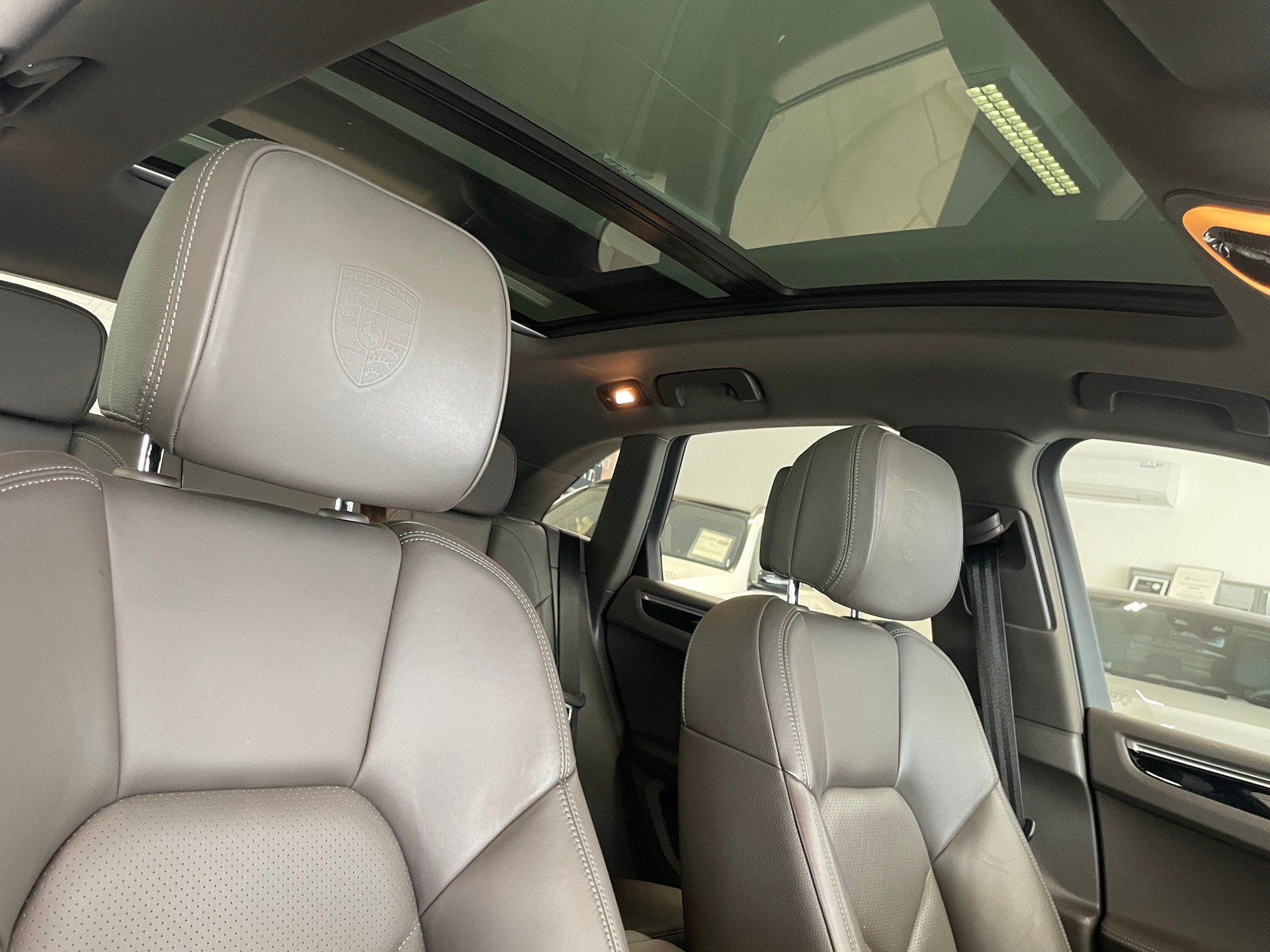 PORSCHE Macan S PDK-image-19