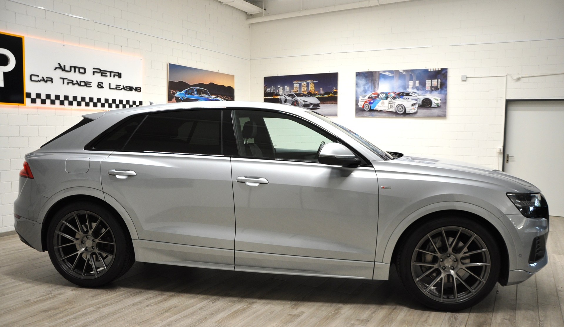 AUDI Q8 50 TDI quattro tiptronic-image-4