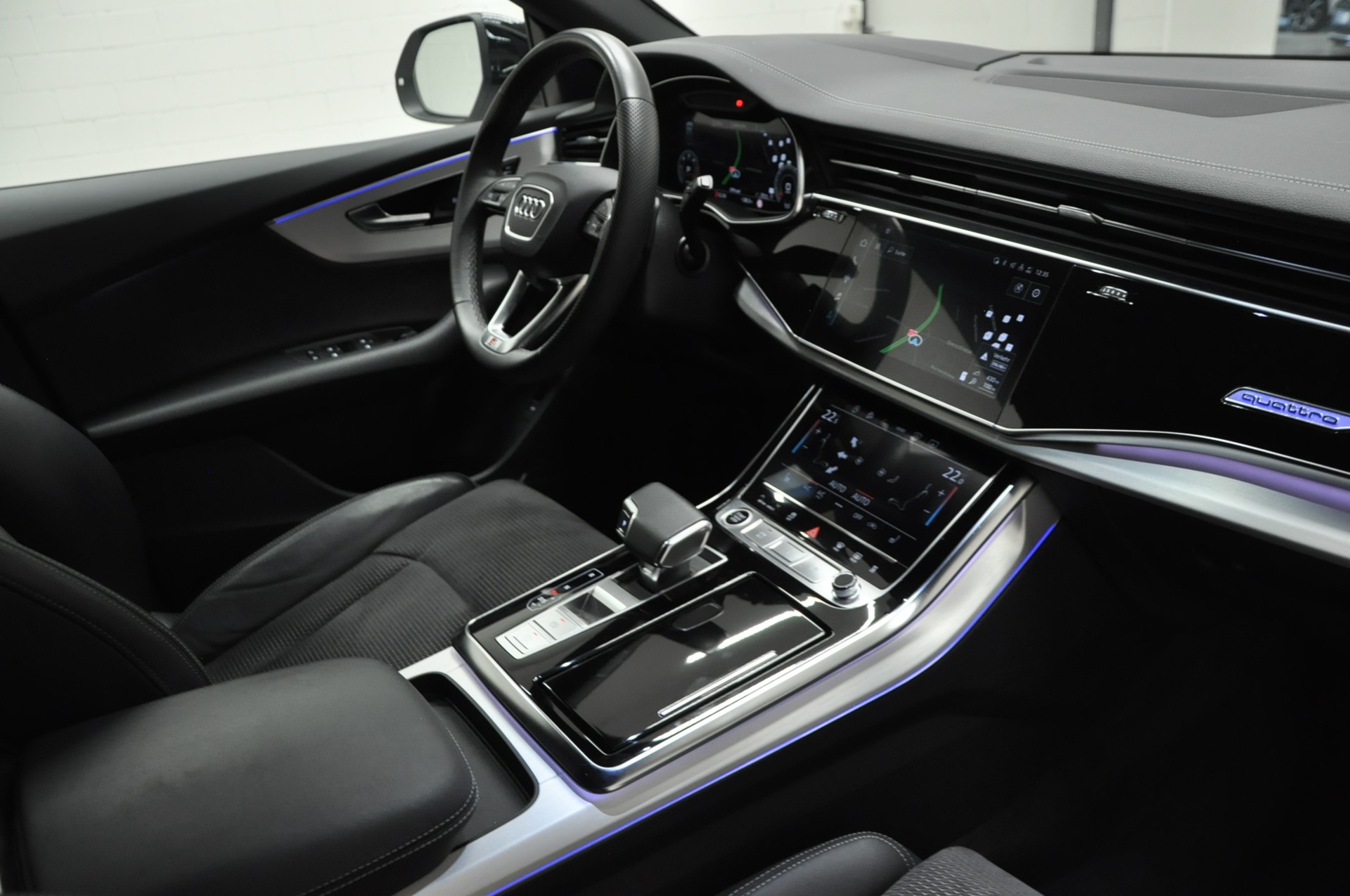 AUDI Q8 50 TDI quattro tiptronic-image-11