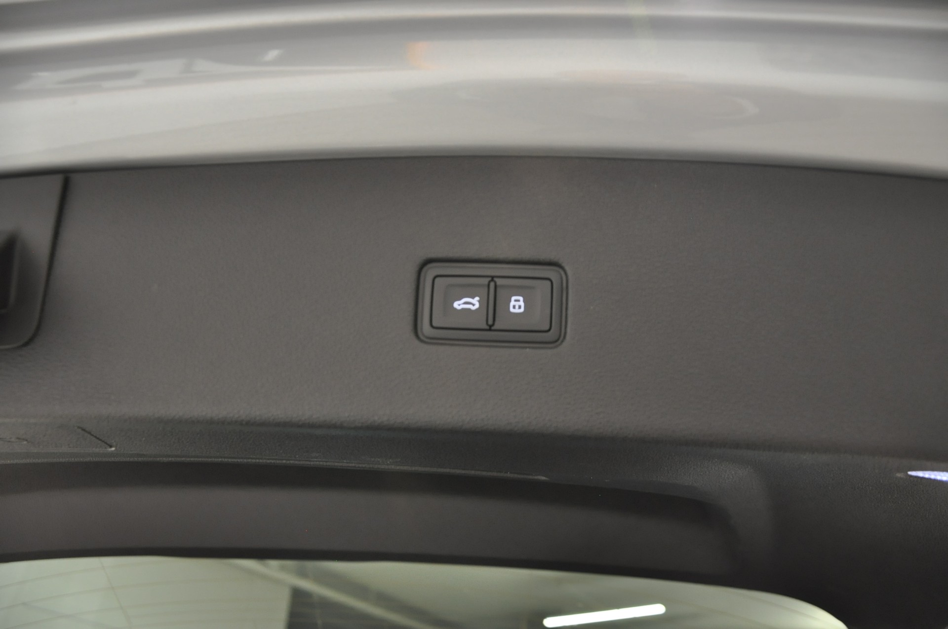 AUDI Q8 50 TDI quattro tiptronic-image-26