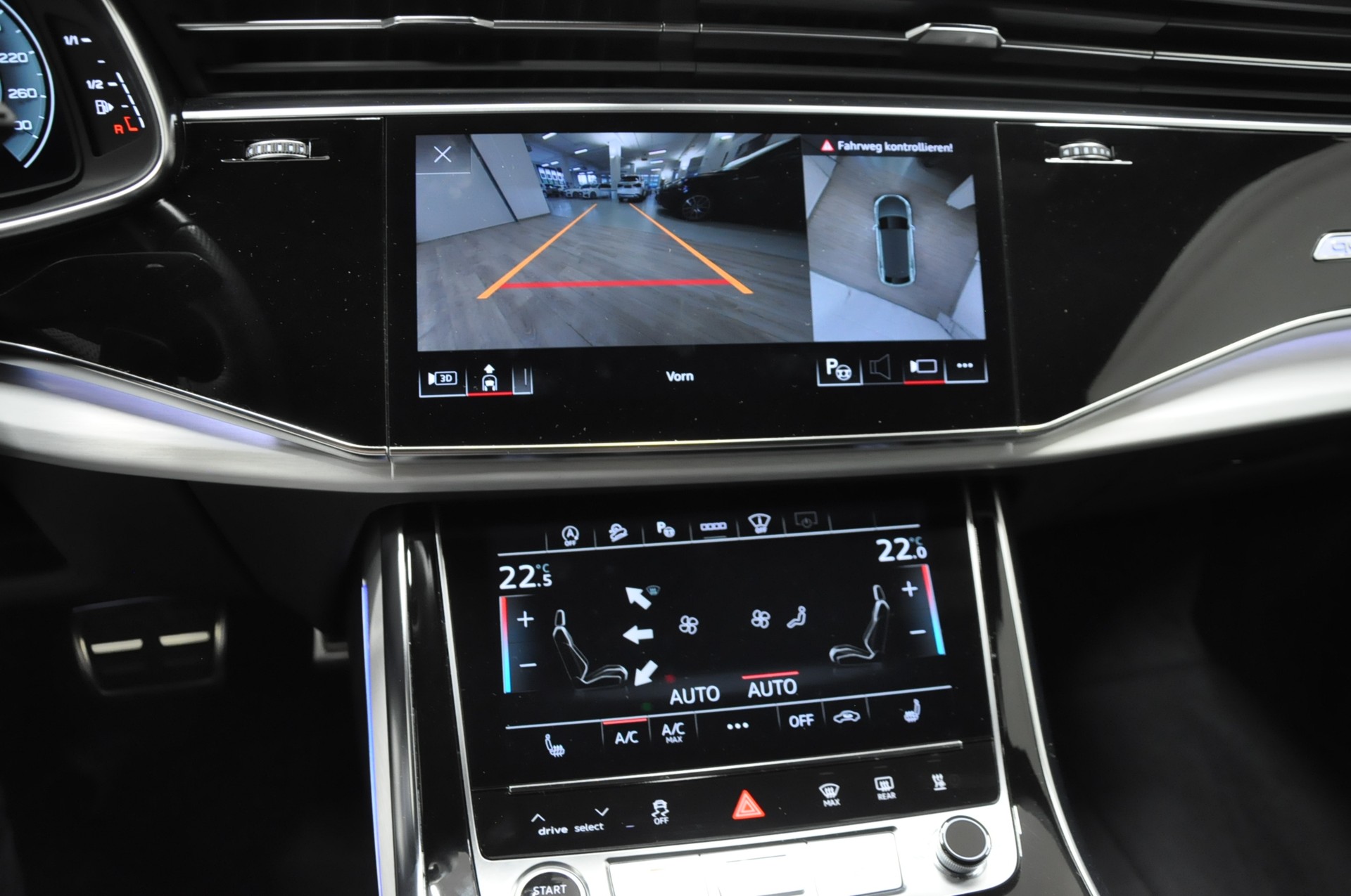 AUDI Q8 50 TDI quattro tiptronic-image-19
