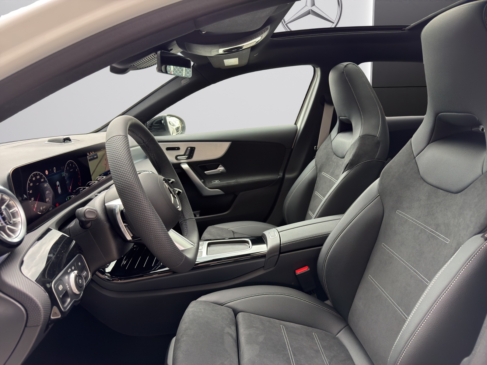 MERCEDES-BENZ A 250 4Matic 8G-DCT-image-4