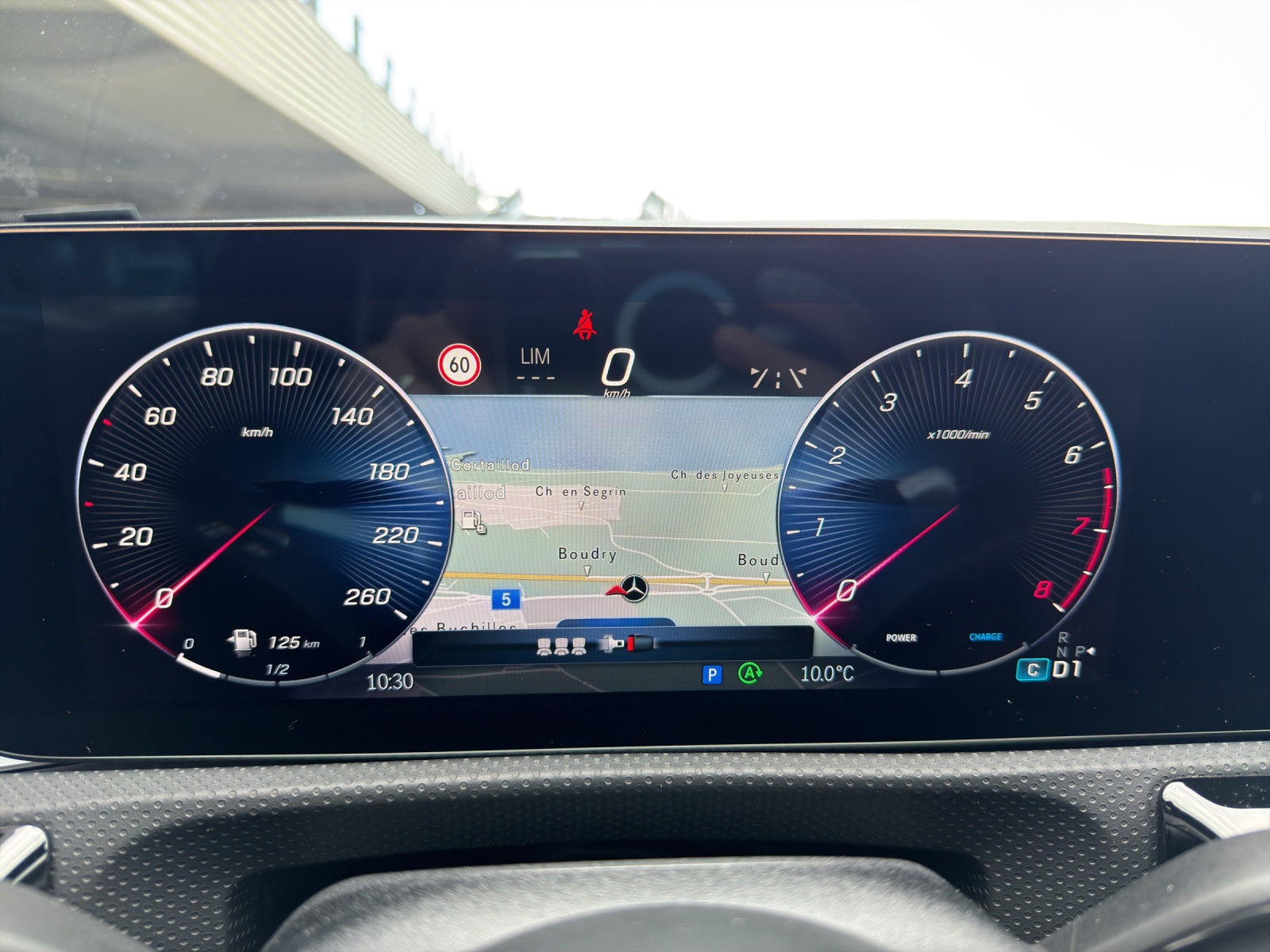 MERCEDES-BENZ A 250 4Matic 8G-DCT-image-14