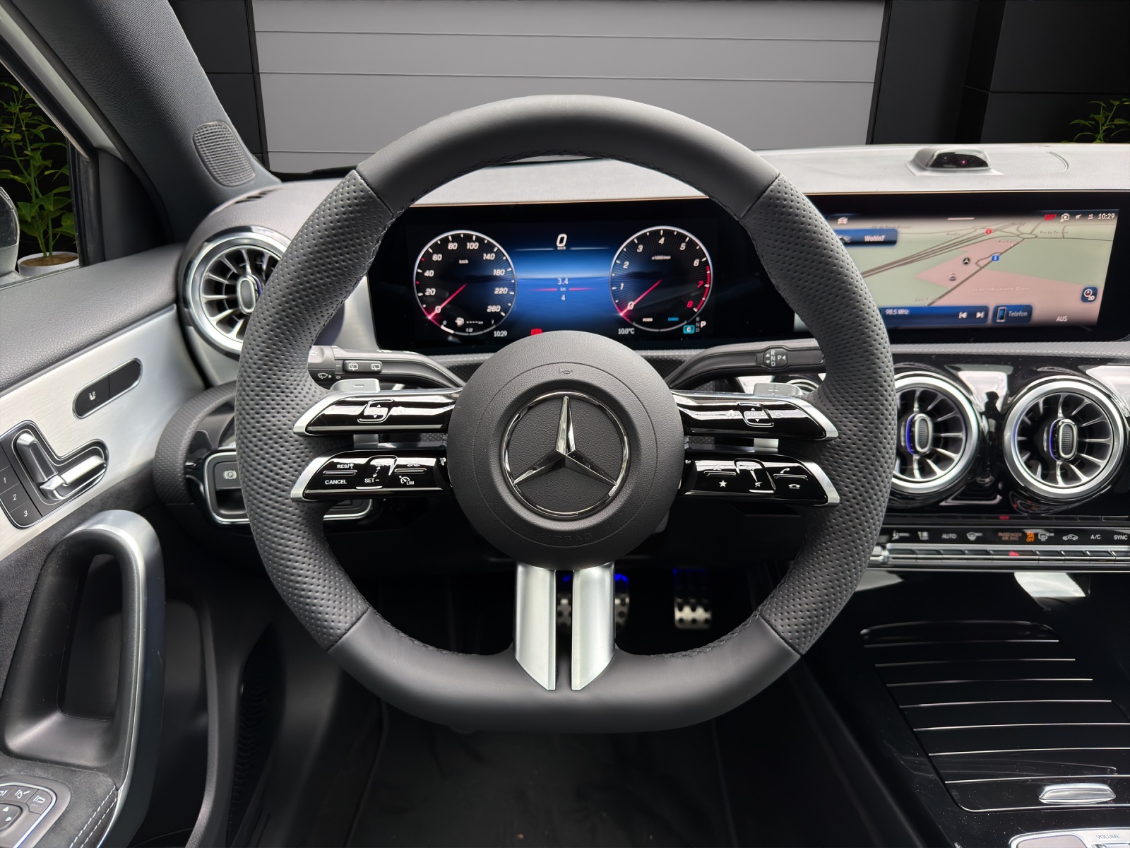 MERCEDES-BENZ A 250 4Matic 8G-DCT-image-13