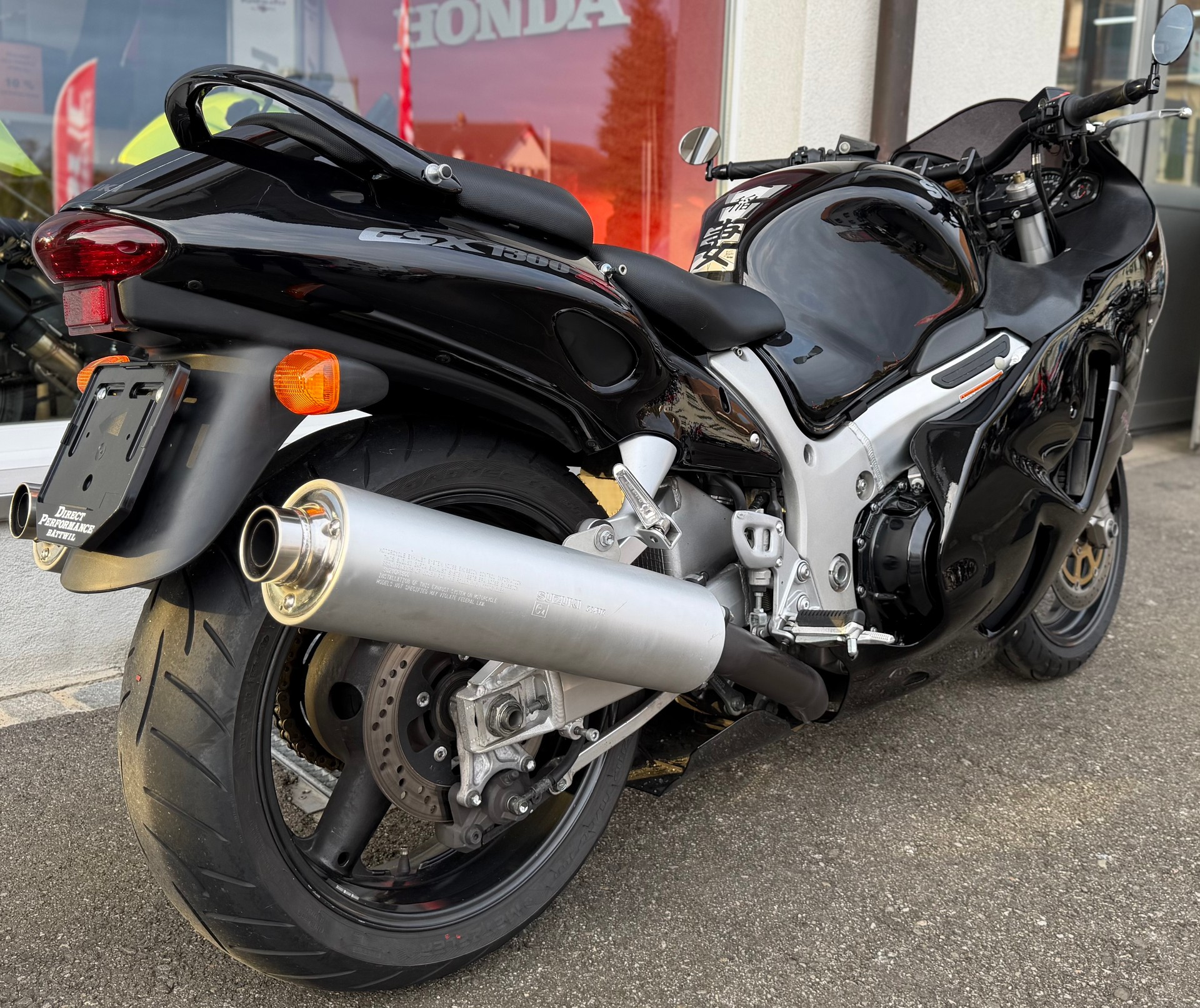 SUZUKI GSX 1300 R I.E. Hayabusa-showroom-element-3