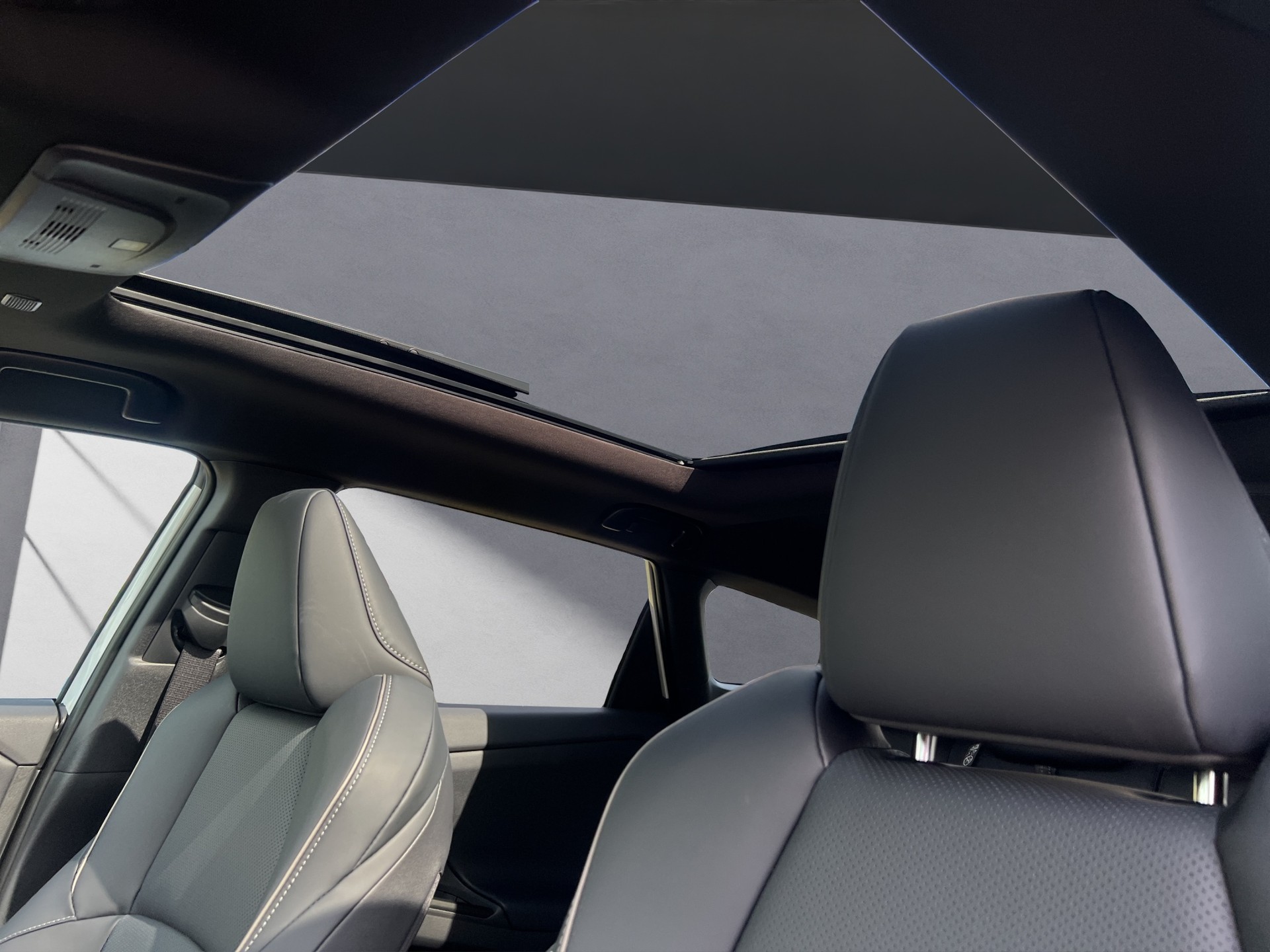TOYOTA bZ4X Touring Premium AWD-image-9