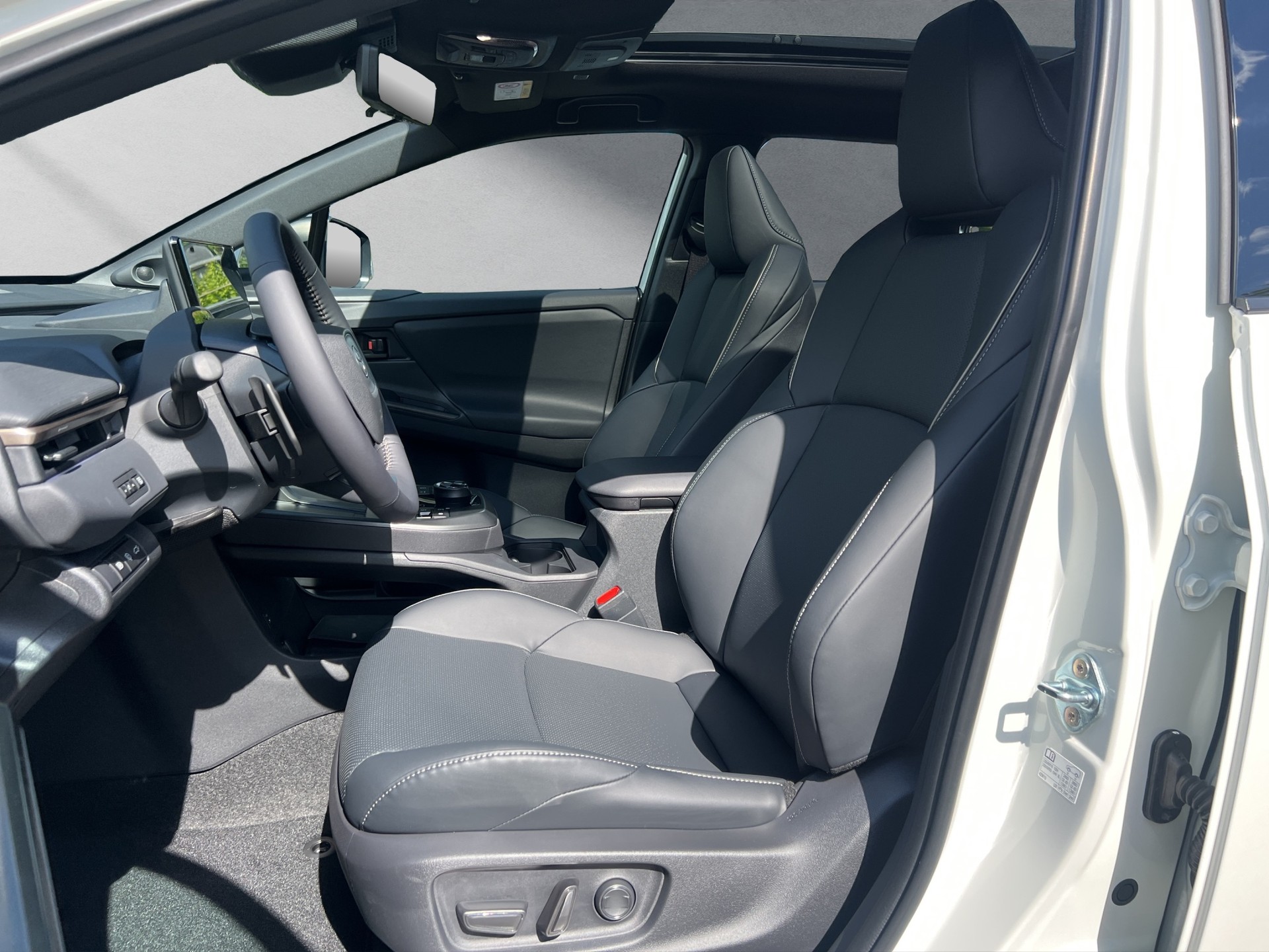 TOYOTA bZ4X Touring Premium AWD-image-8