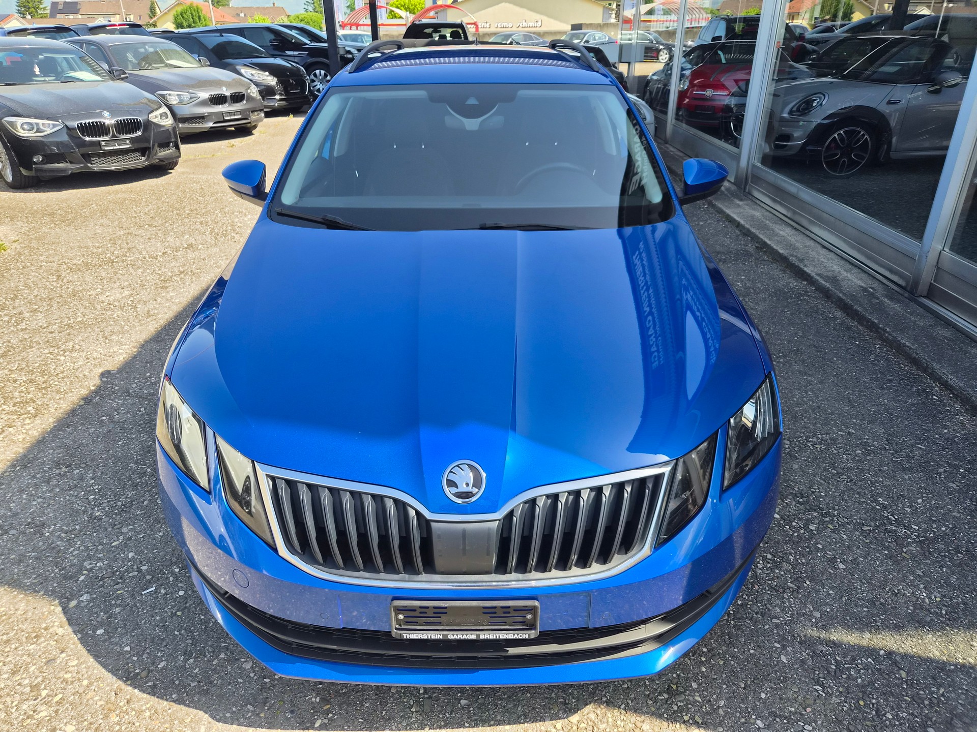 SKODA Octavia Combi 2.0 TDI Ambition DSG-image-1