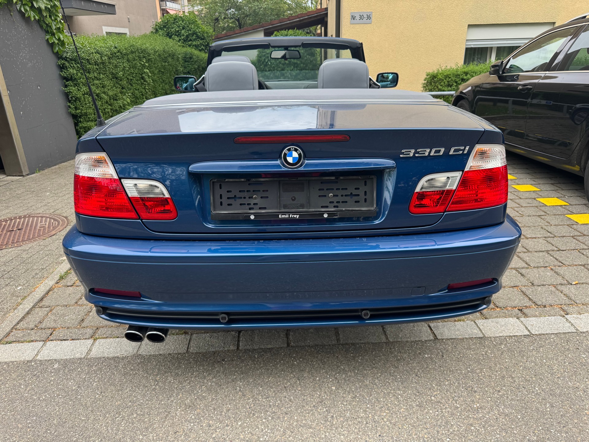 BMW 330Ci-image-14