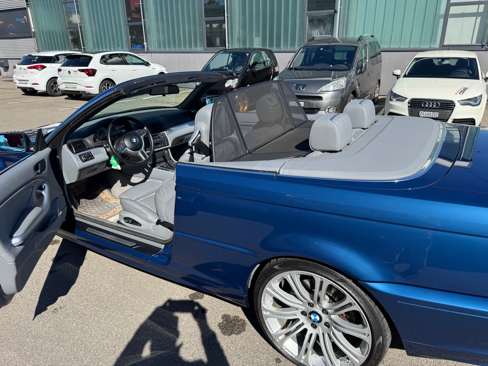 BMW 330Ci-image-3