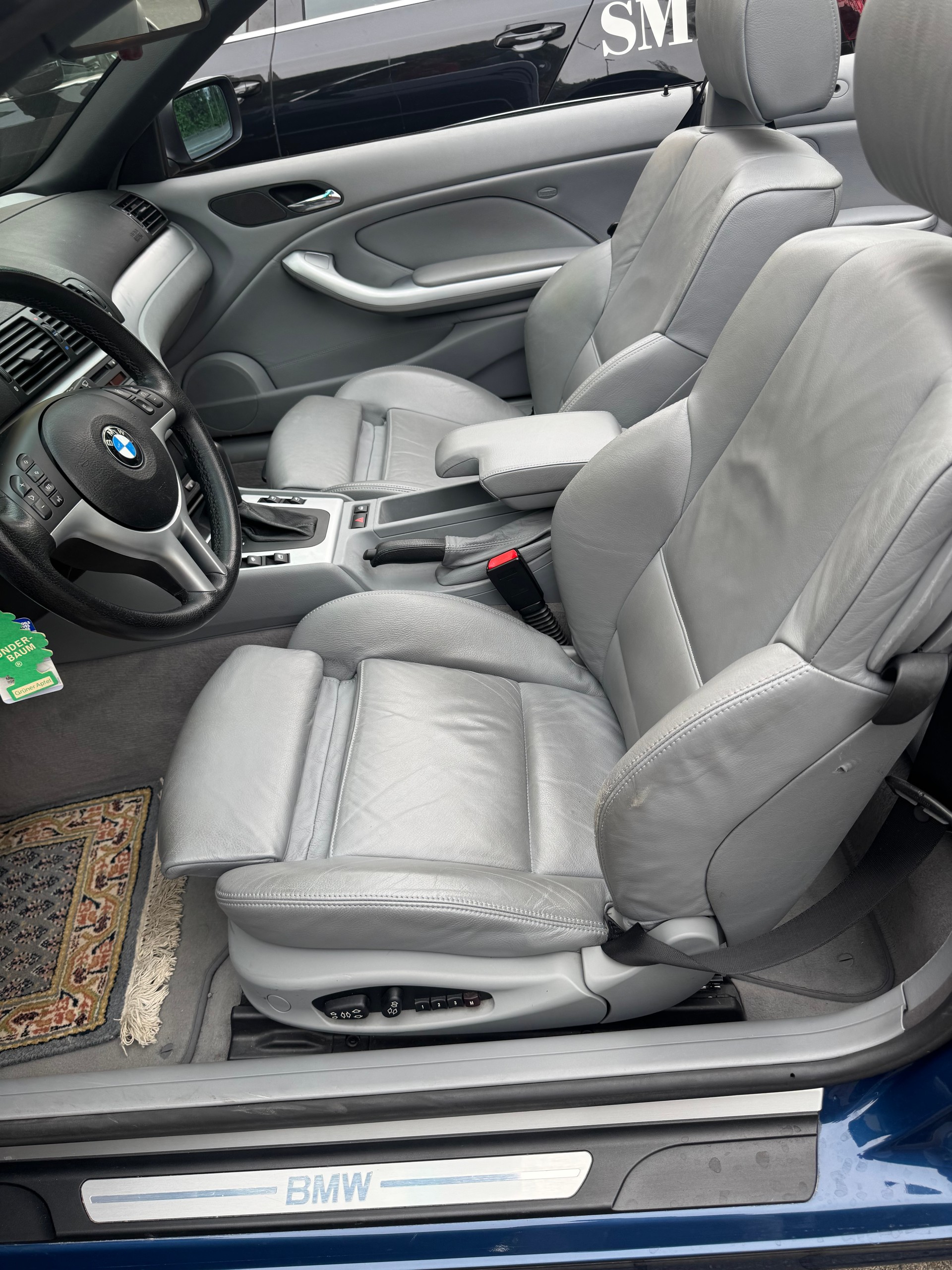 BMW 330Ci-image-11