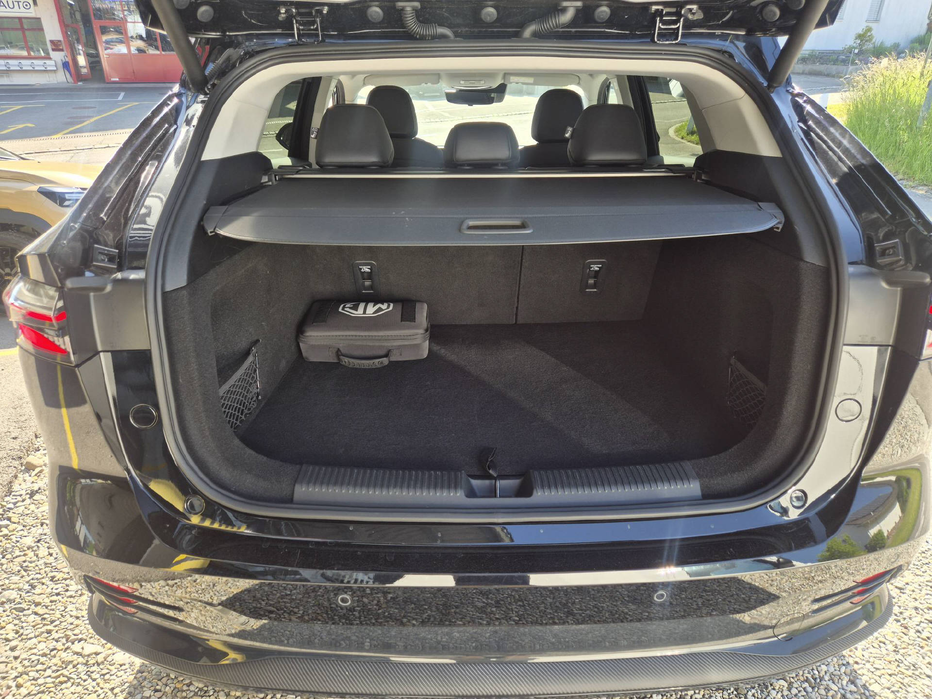 MG HS PHEV Luxury-image-6