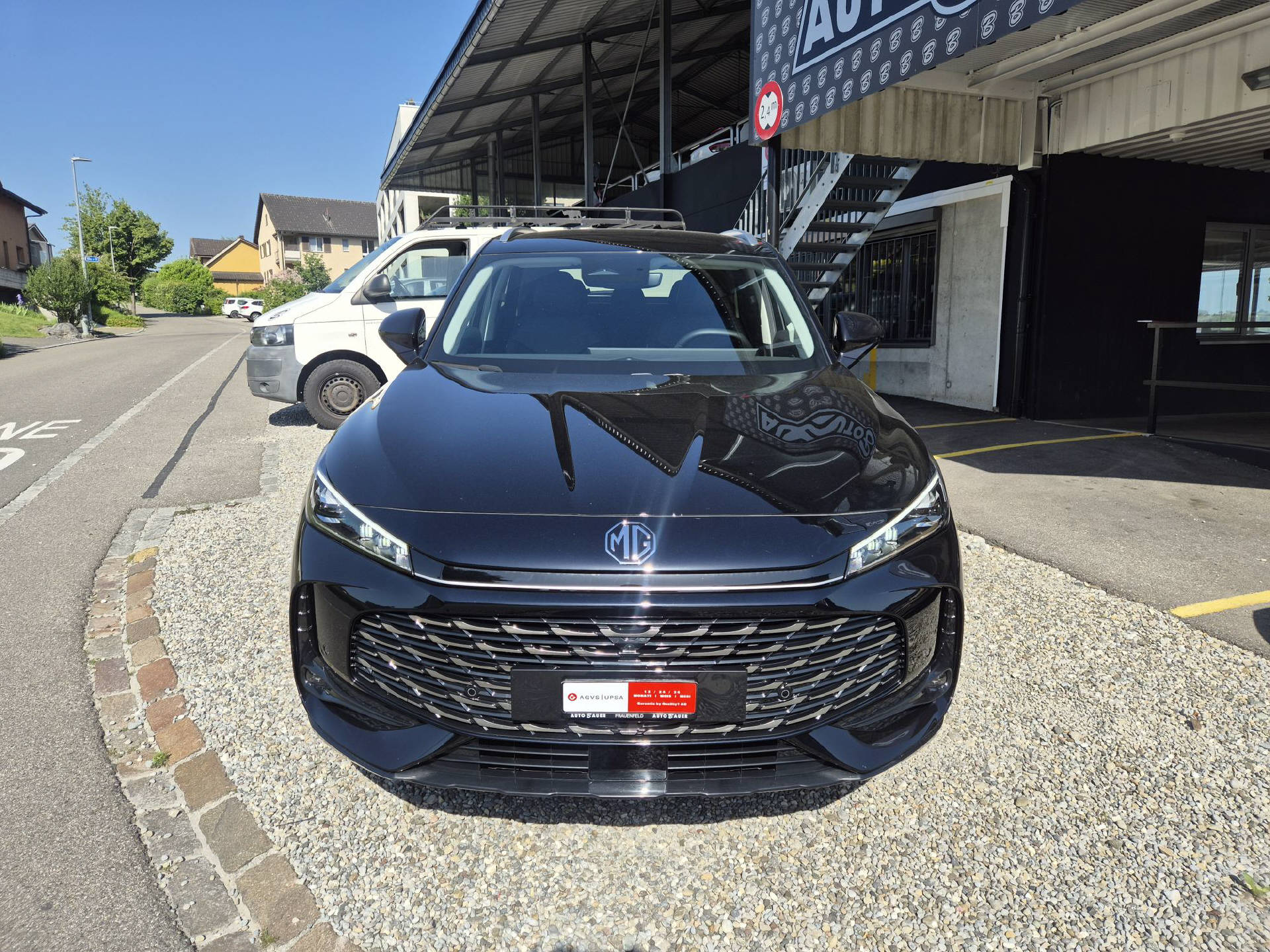 MG HS PHEV Luxury-image-3