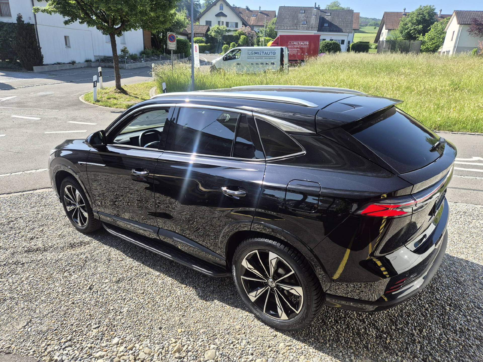 MG HS PHEV Luxury-image-4