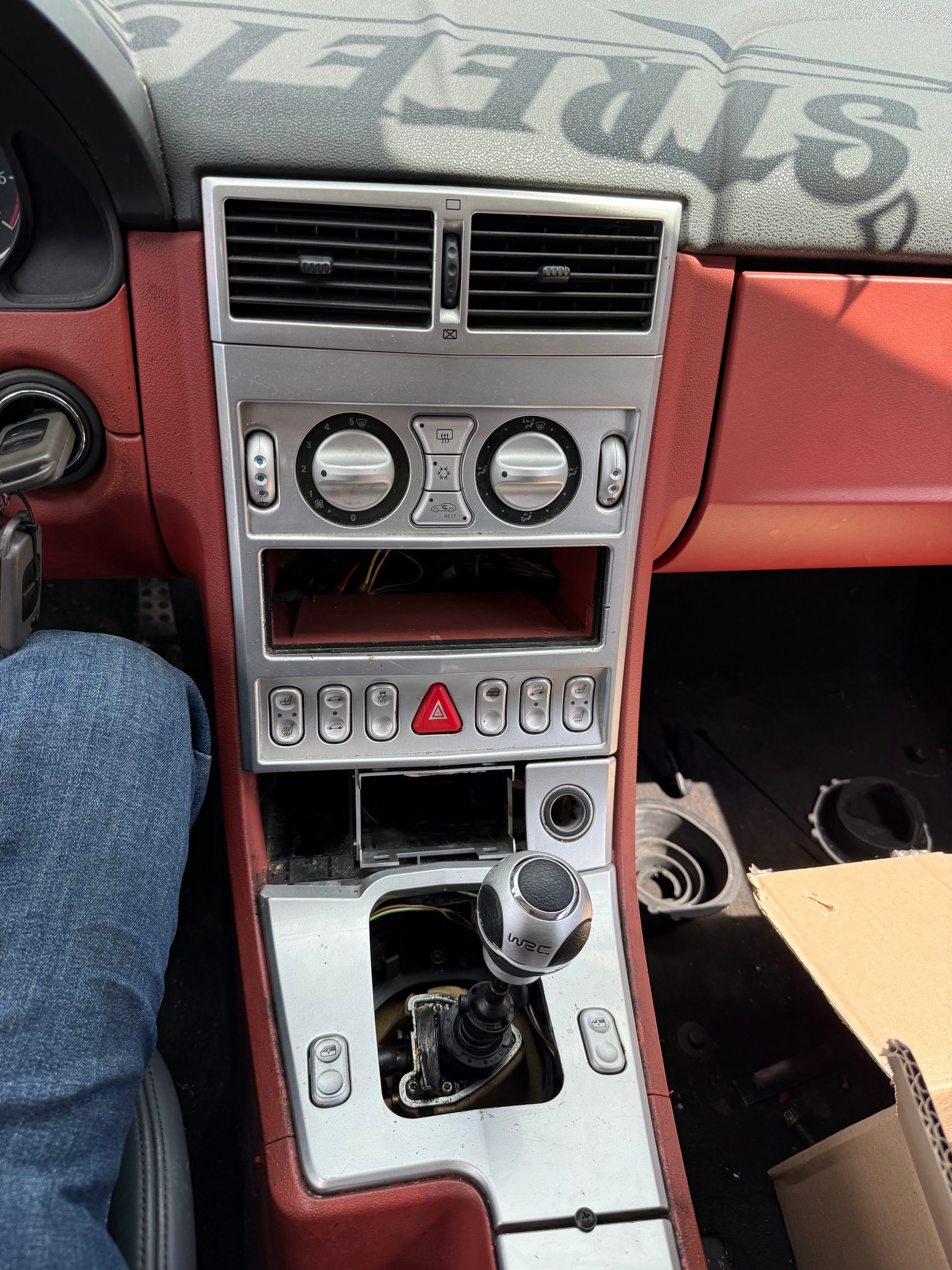 CHRYSLER Crossfire 3.2 V6 (Limited)-image-8