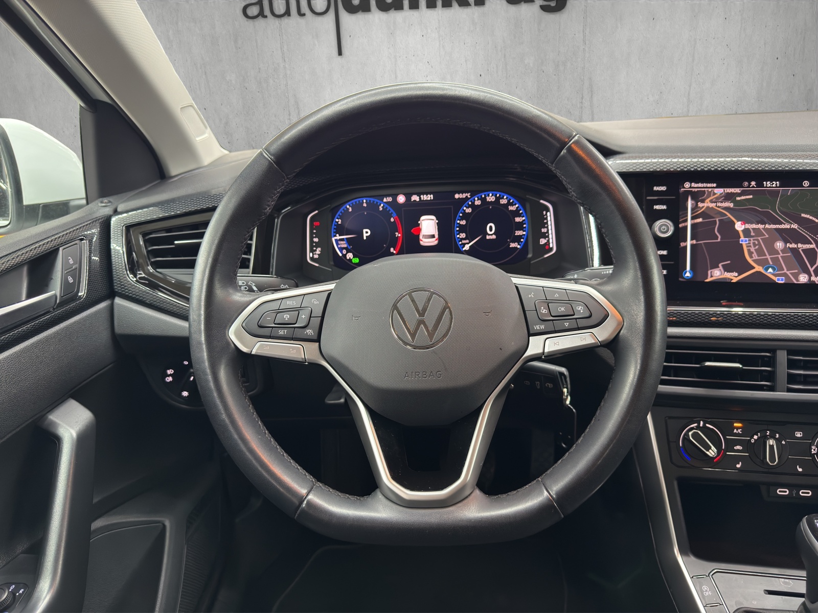VW Polo 1.0 TSI Life DSG-image-10