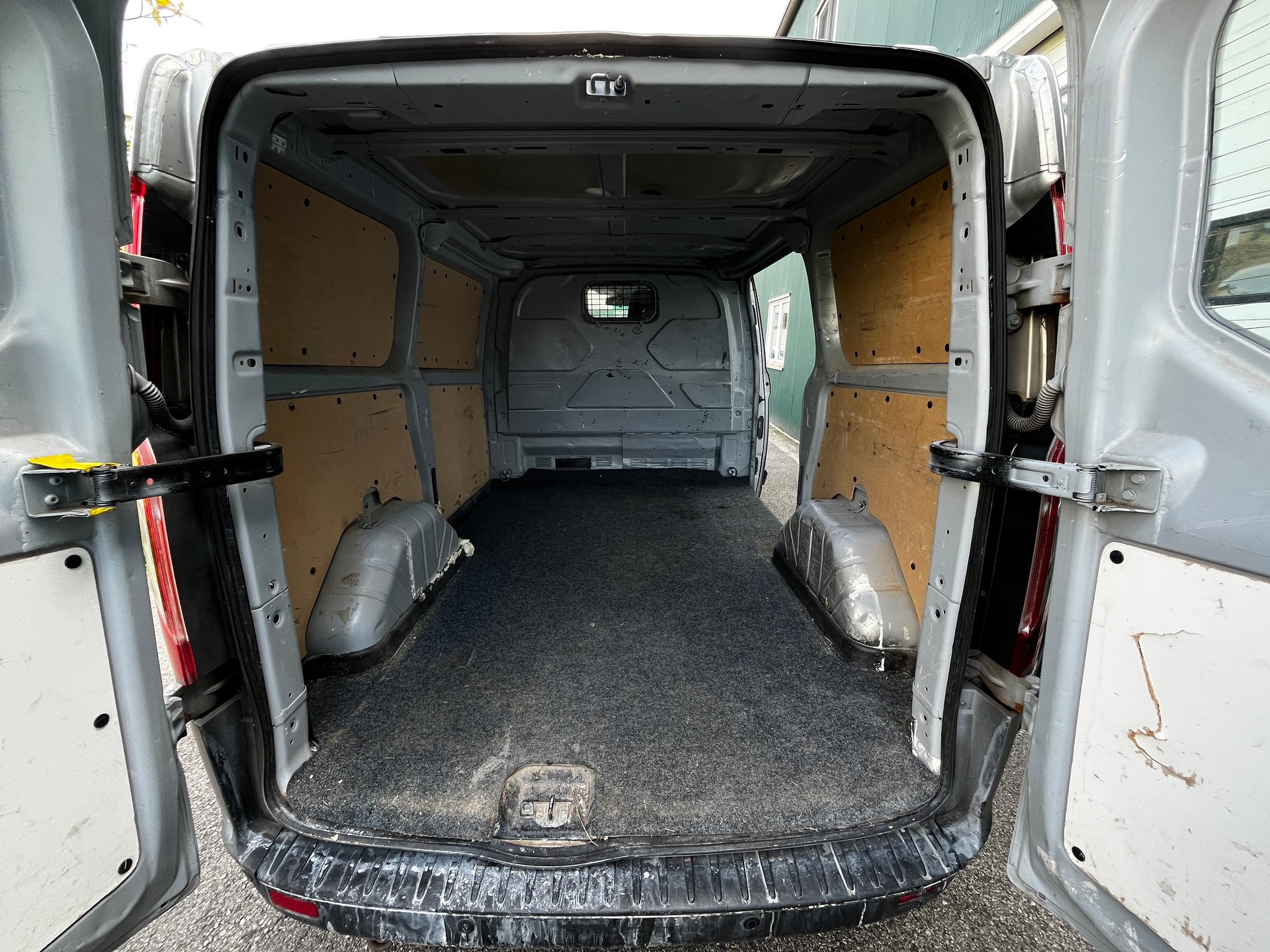 FORD Transit Custom Van 290 L1H1 Ambiente-image-10