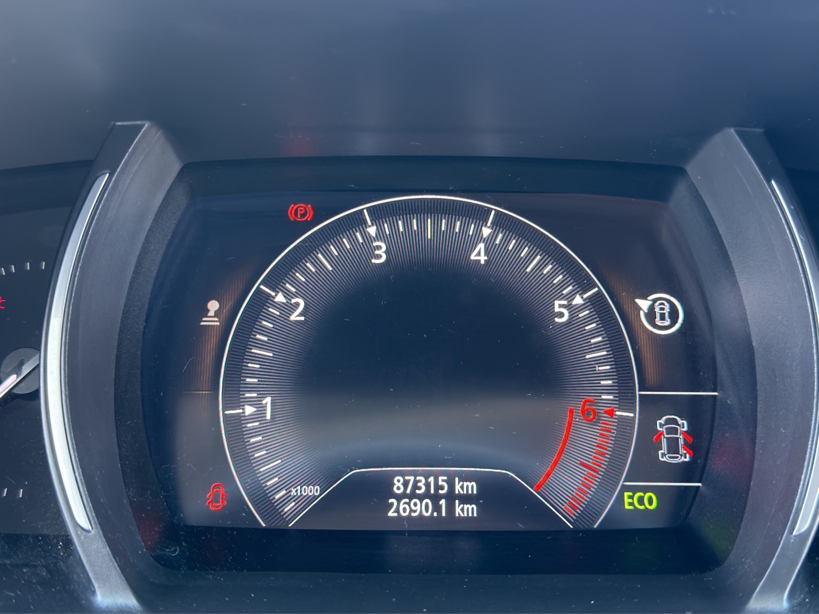 RENAULT Mégane Grandtour 1.2 16V Turbo Life-image-10