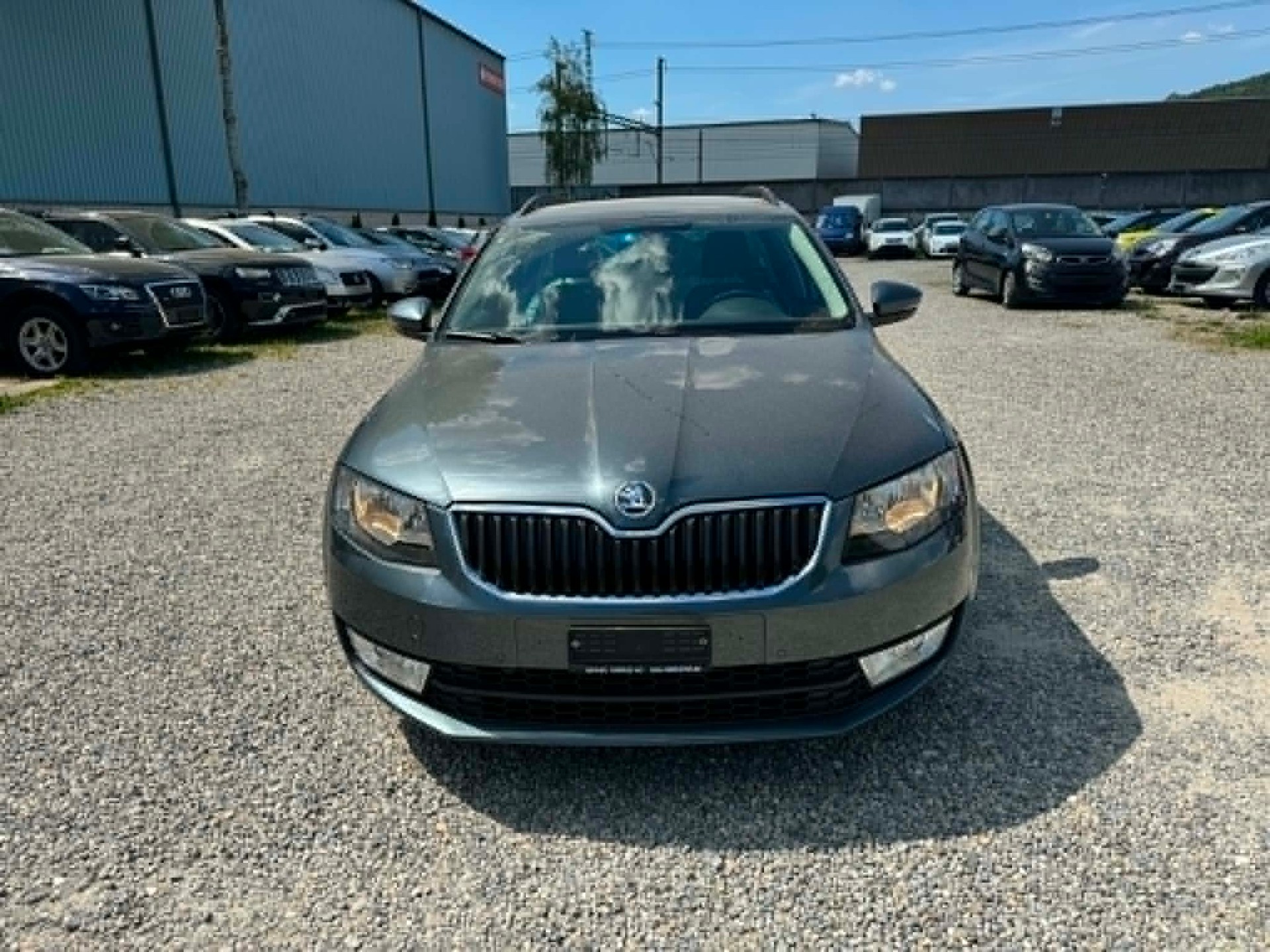SKODA Octavia Combi 2.0 TDI 4x4-image-10