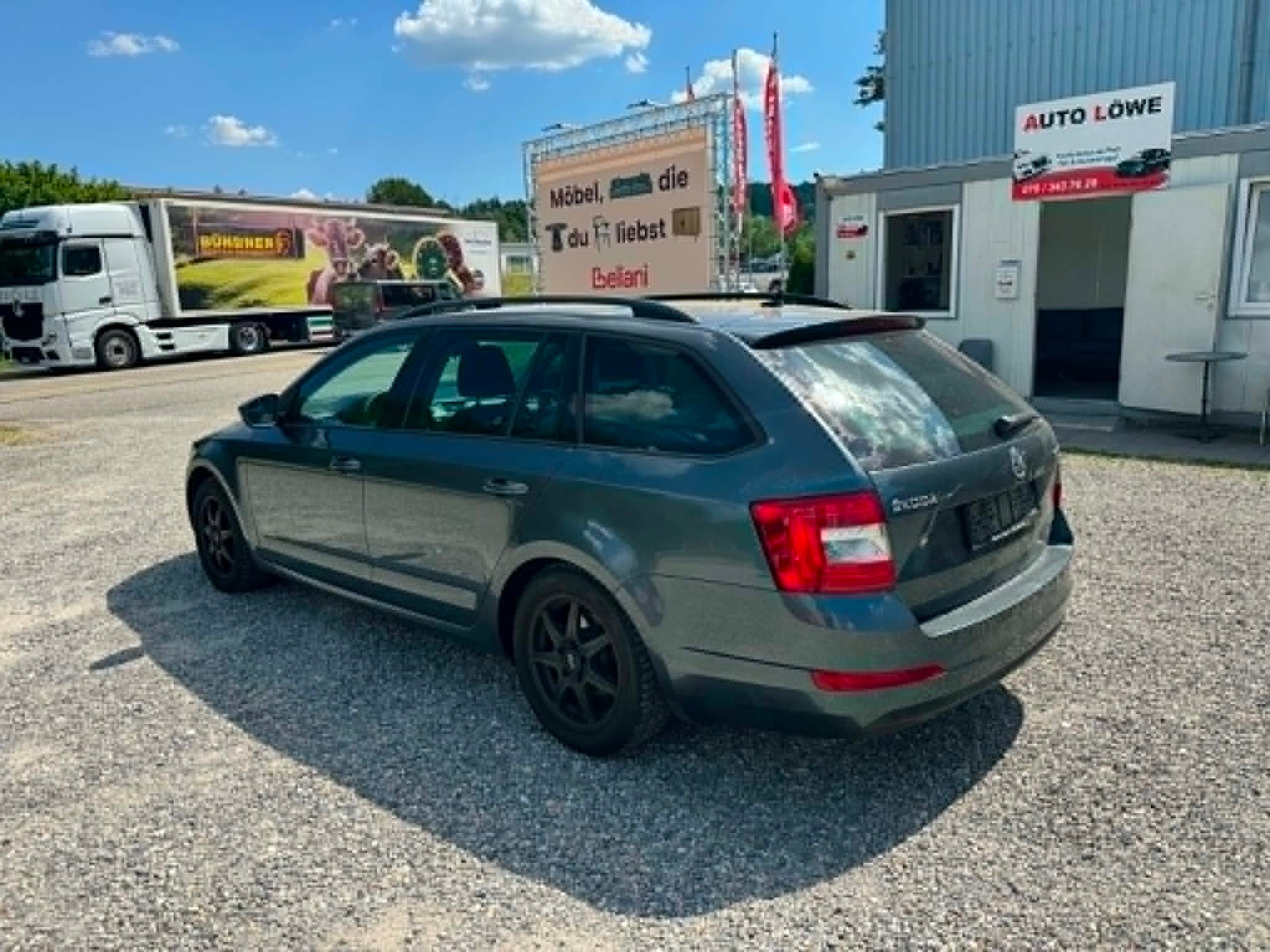 SKODA Octavia Combi 2.0 TDI 4x4-image-14