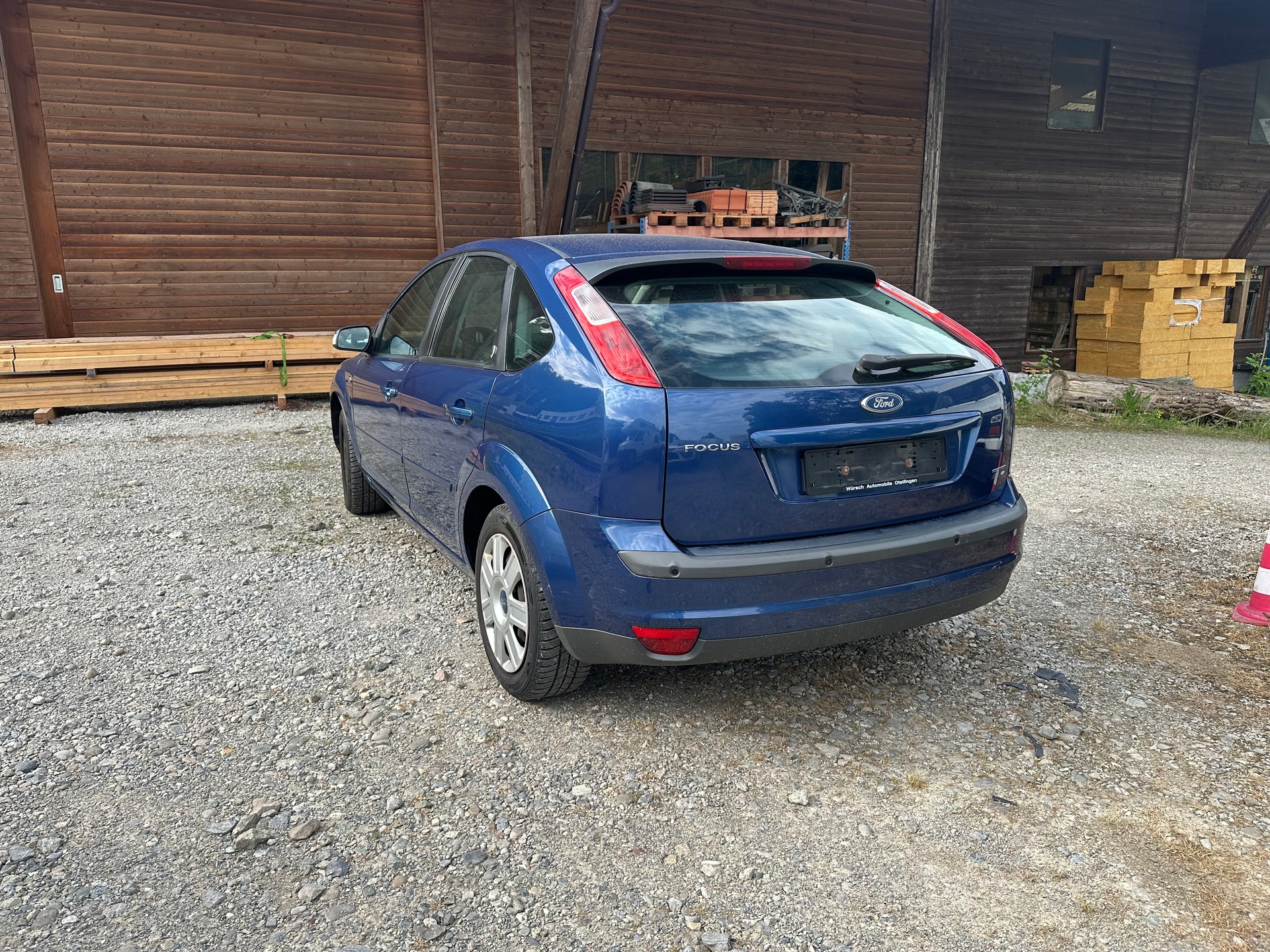FORD FOCUS