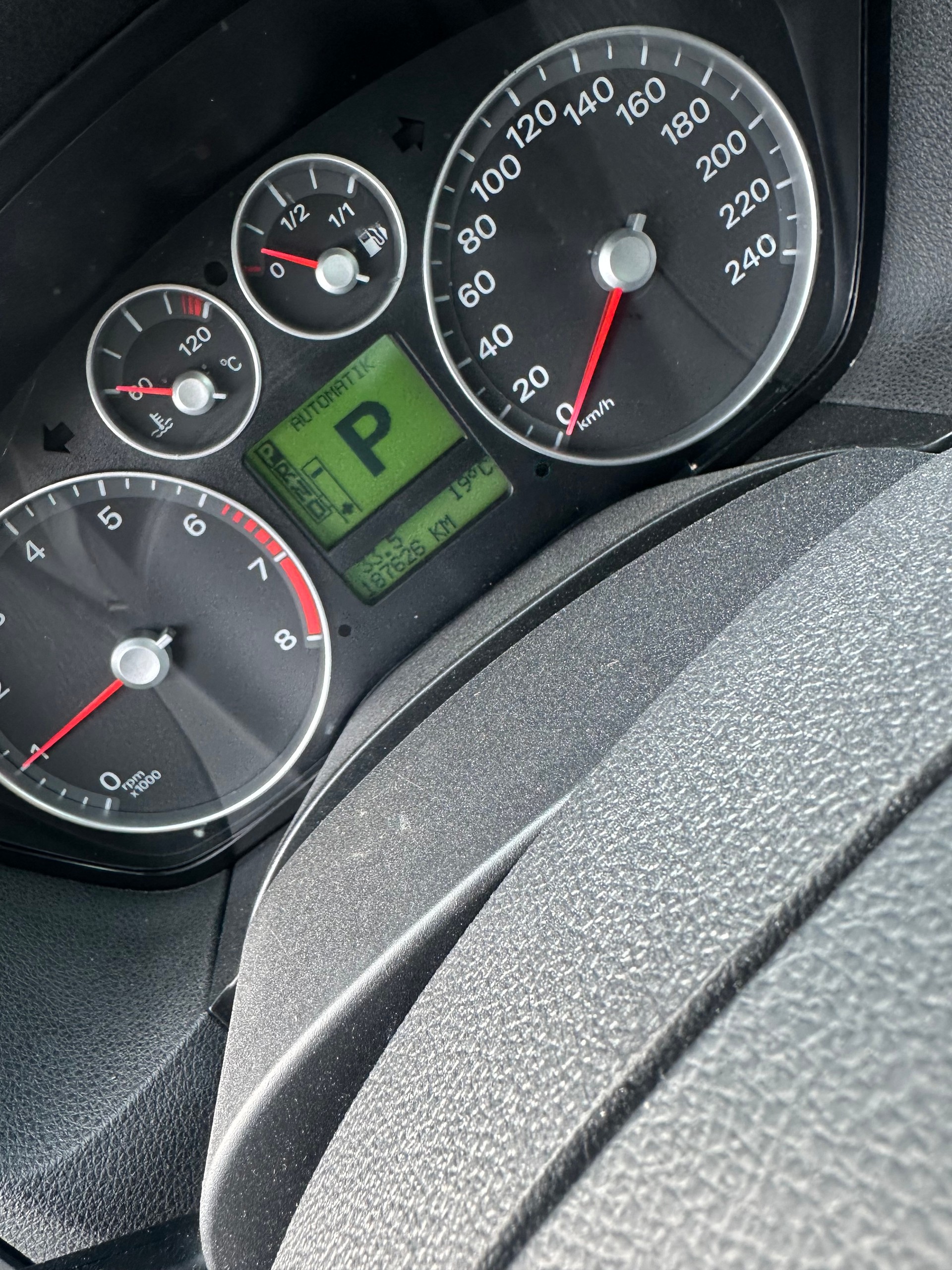 FORD FOCUS-image-7